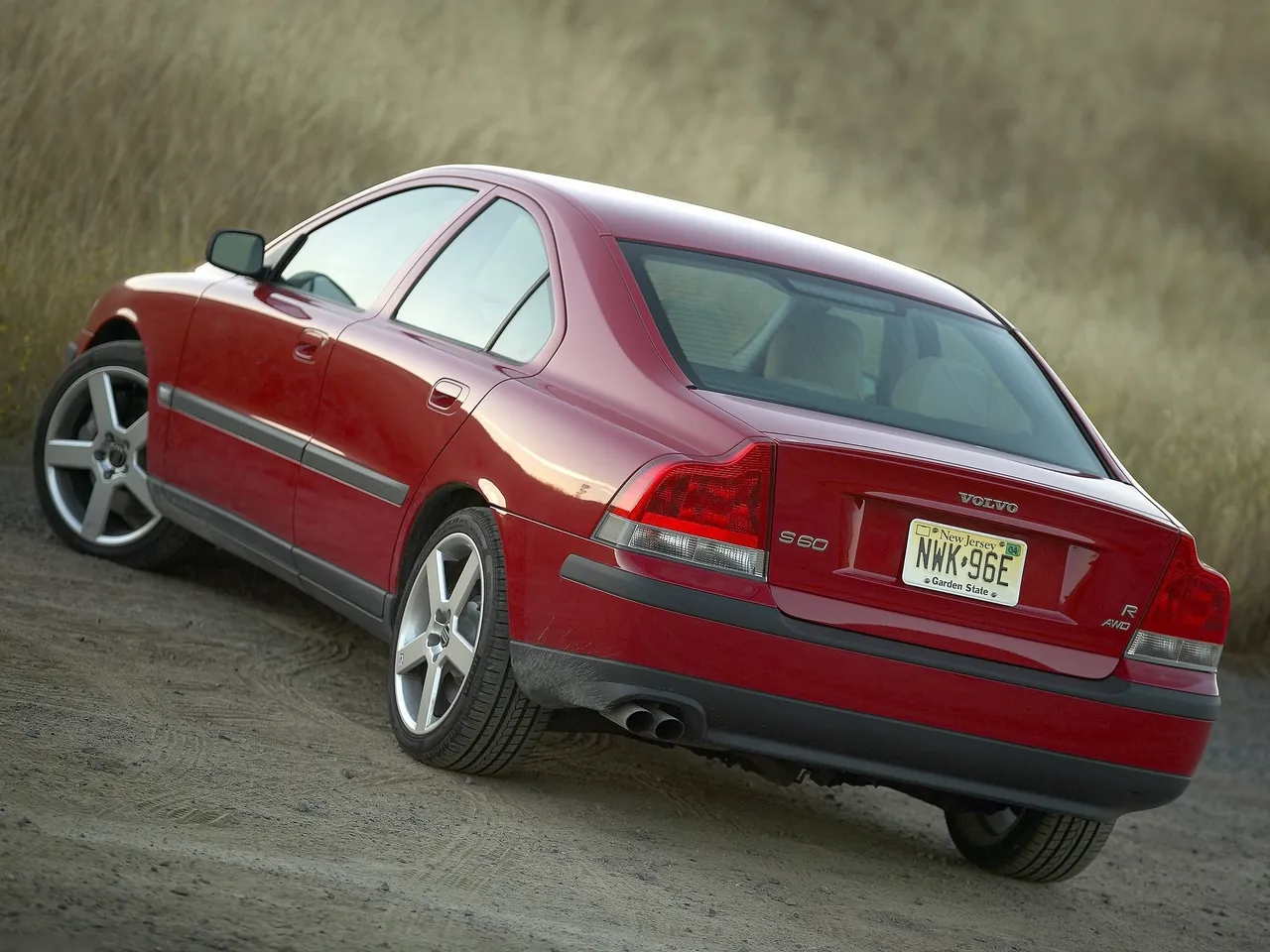 Volvo S60 R (2003) – zadní tříčtvrteční pohled