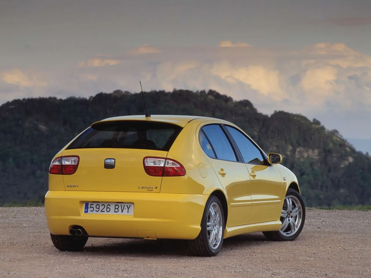 Seat Leon Sport FR (2001) – zadní tříčtvrteční pohled