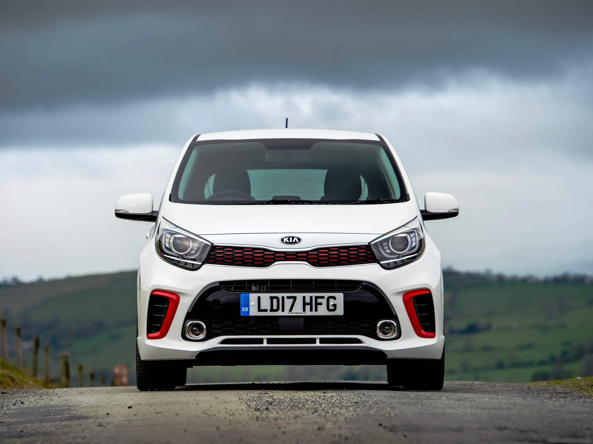 Kia Picanto GT-Line [UK] (2017) – zepředu