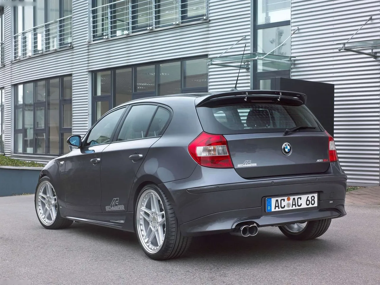 AC Schnitzer ACS1 1Series E87 (2005) – zadní tříčtvrteční pohled