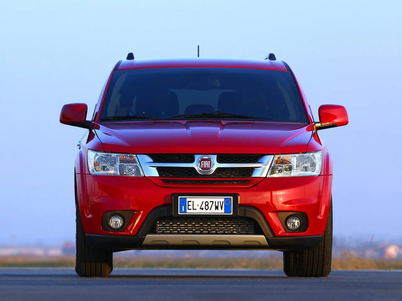 Fiat Freemont AWD (2012) – zepředu