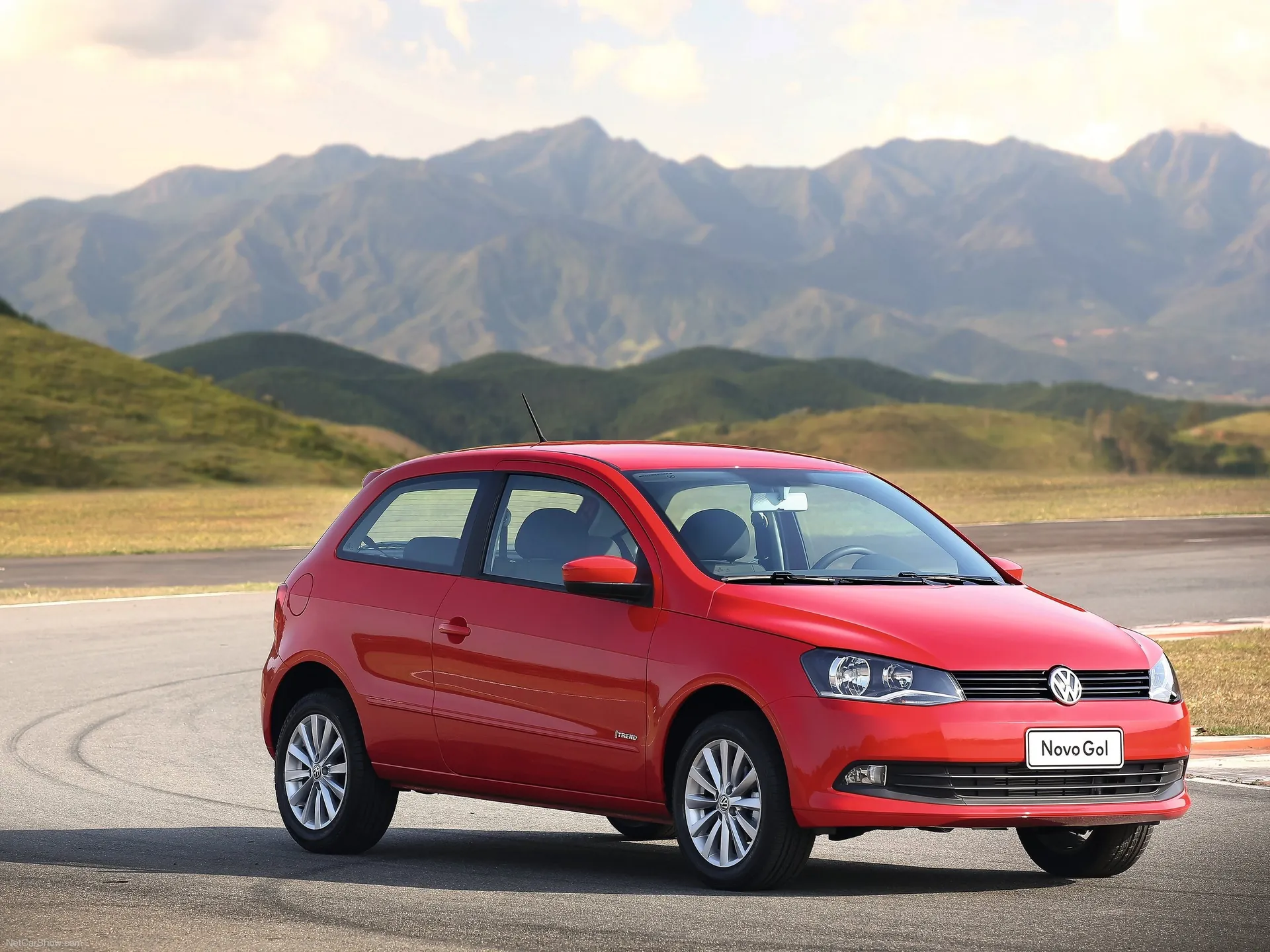 Volkswagen Gol 2-door (2013)