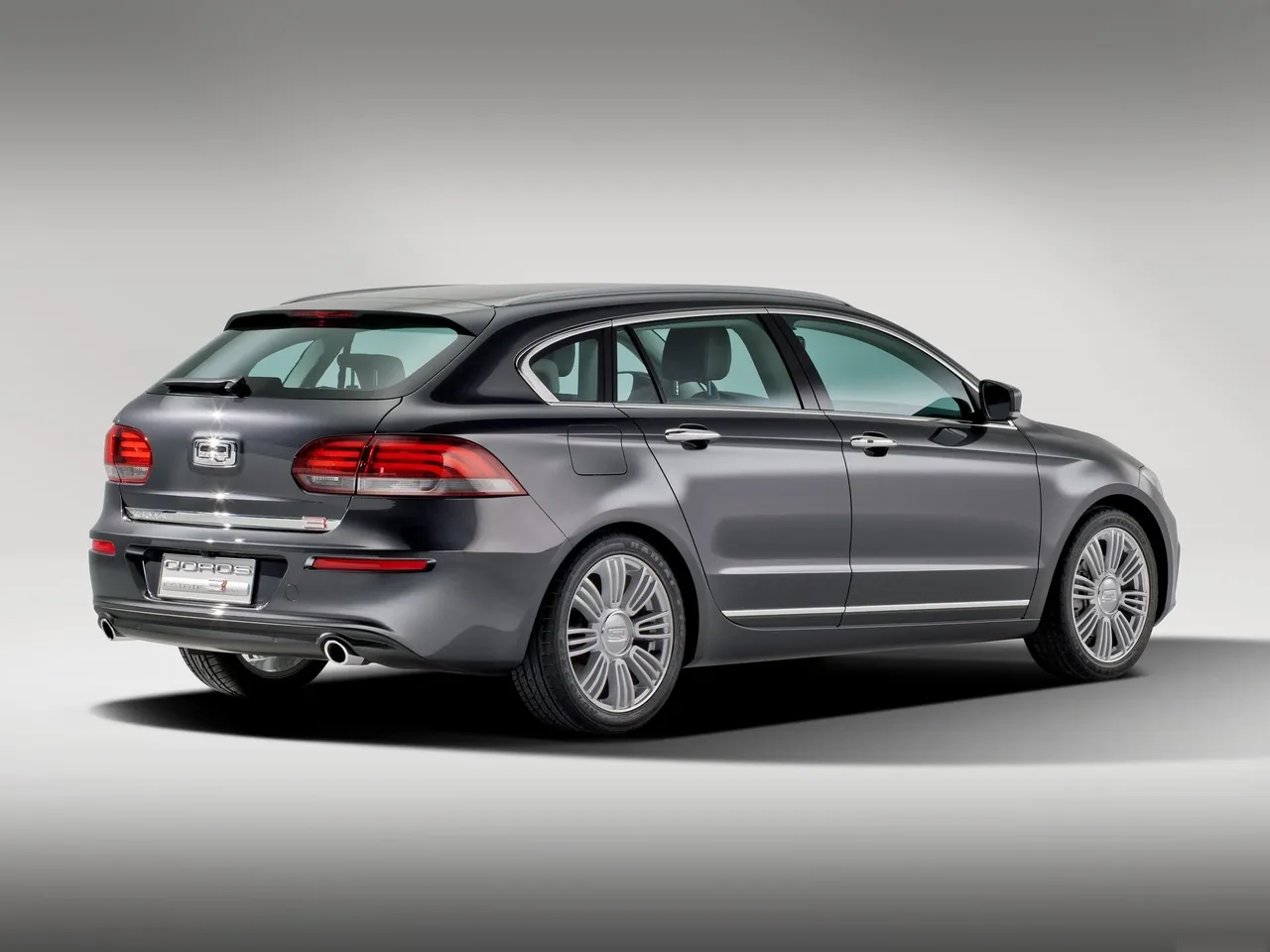 Qoros 3 Estate Concept (2013) – zadní tříčtvrteční pohled