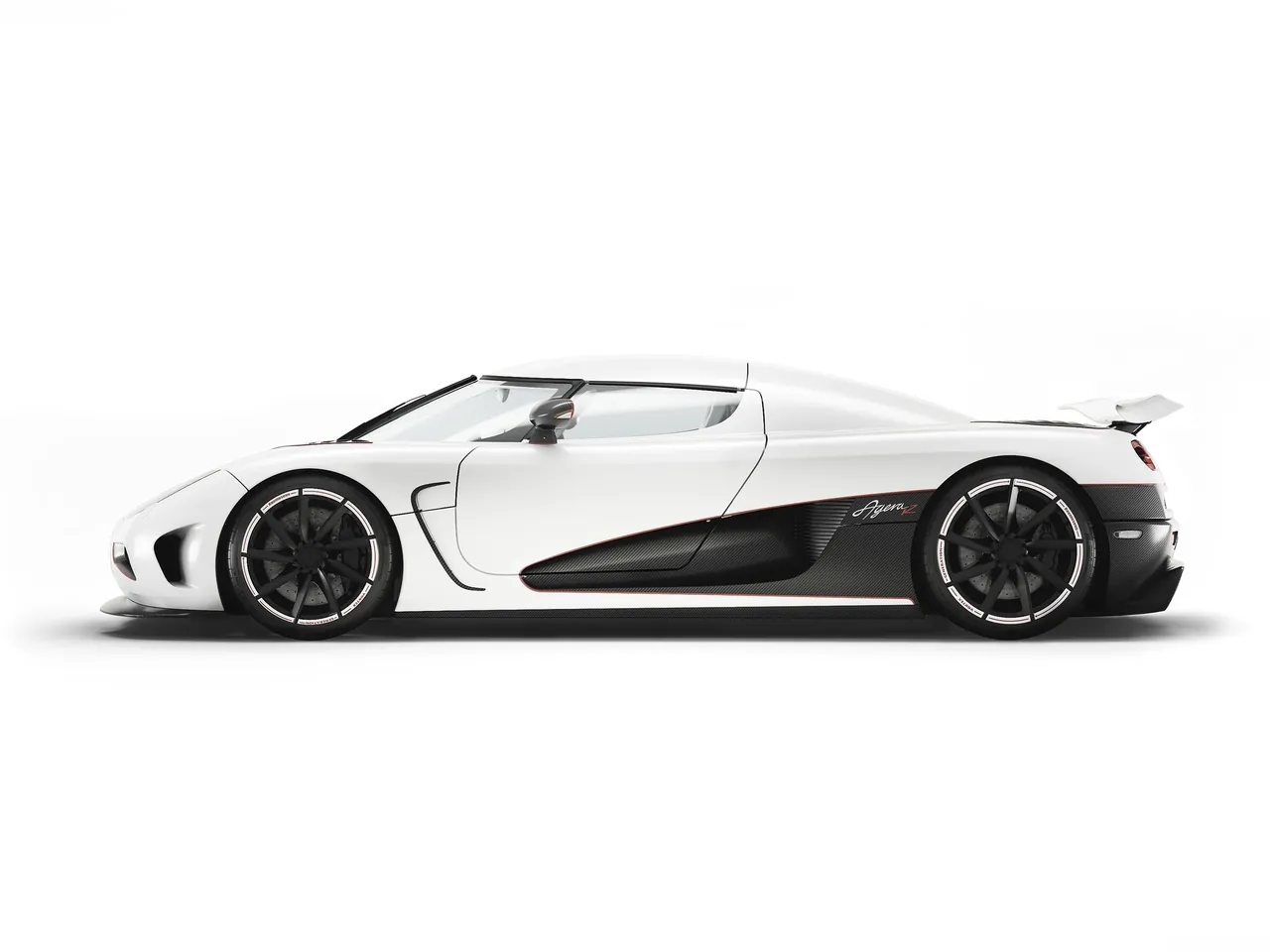 Koenigsegg Agera R (2012) – boční profil