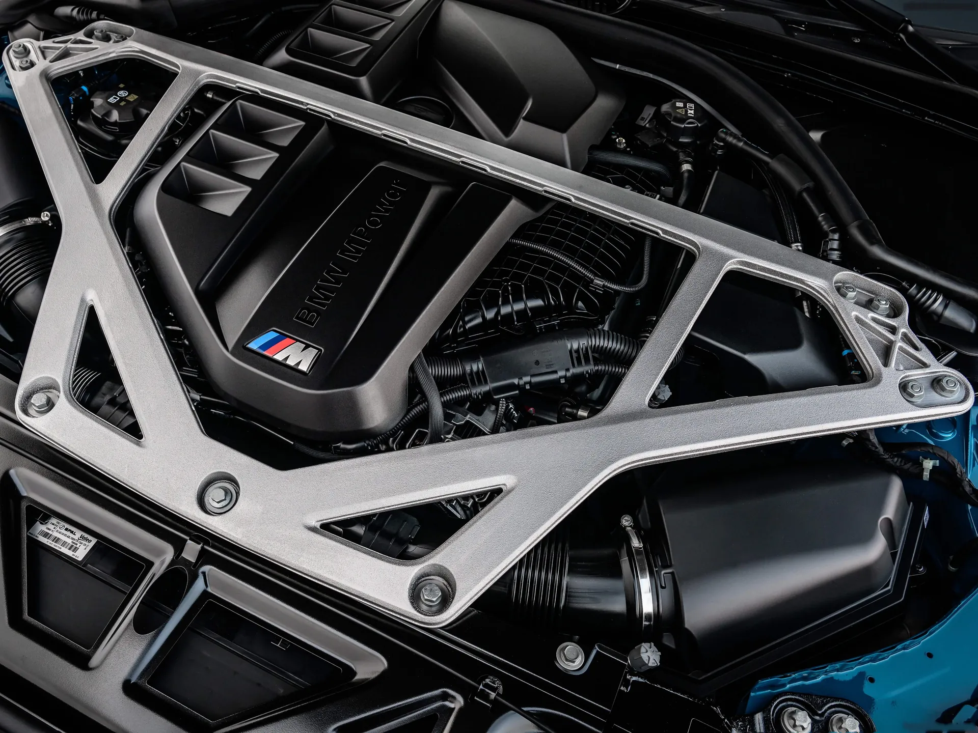 BMW M3 CS Touring (2025) – motor