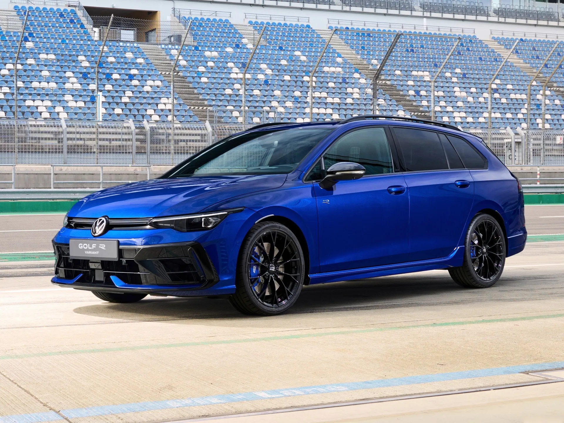 Volkswagen Golf R Variant (2025)