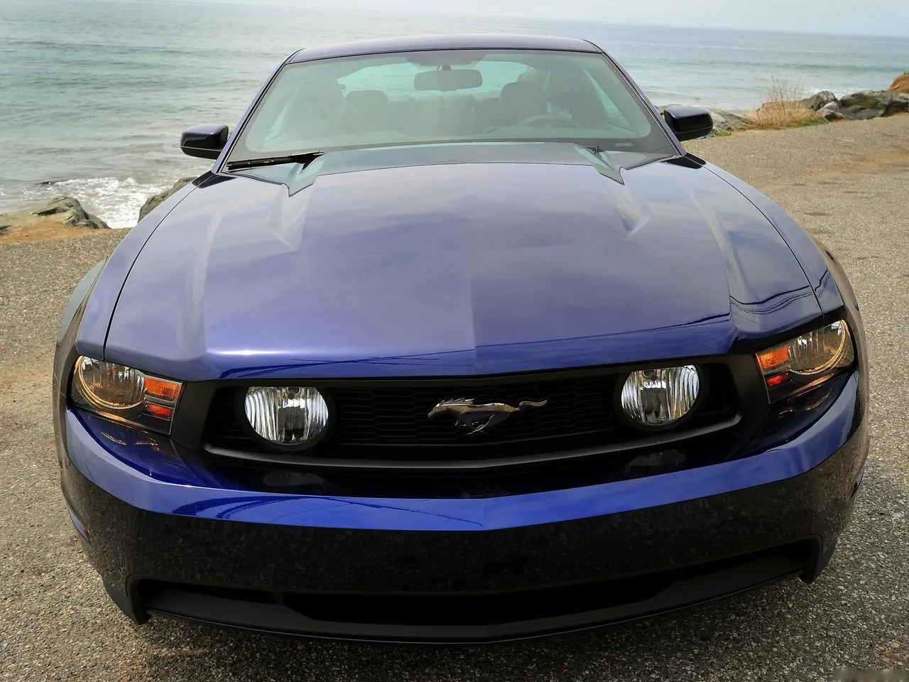 Ford Mustang GT (2011) – zepředu