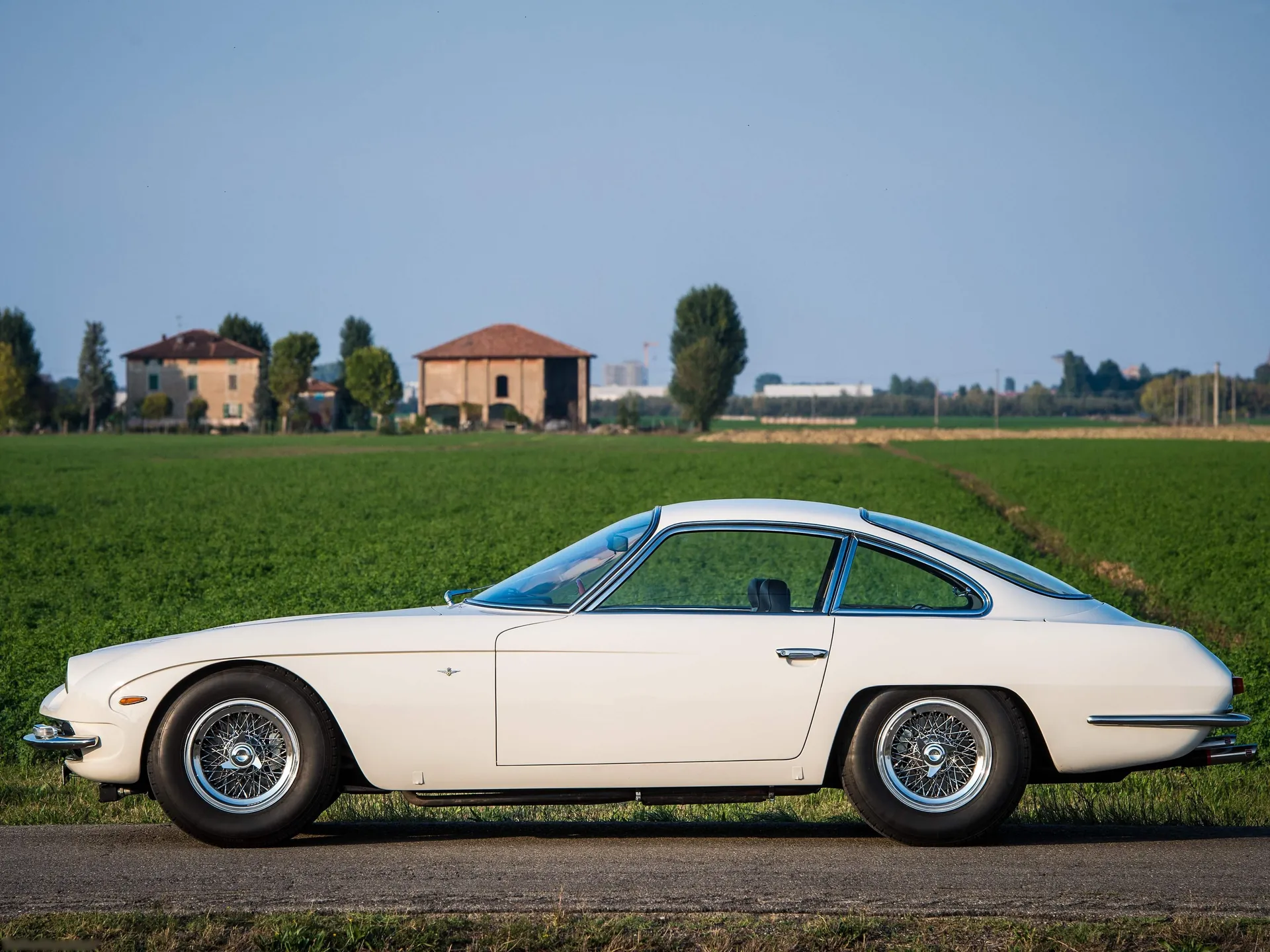 Lamborghini 350 GT (1964) – boční profil