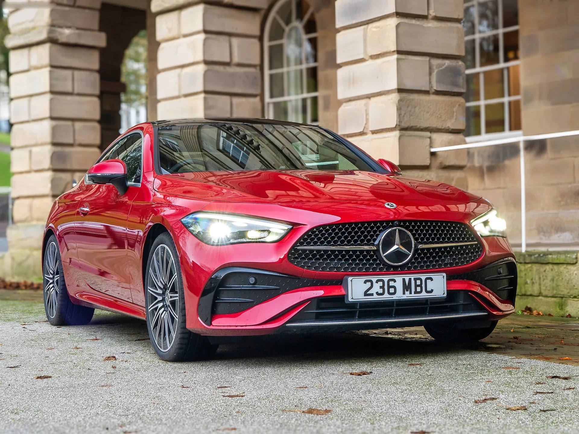 Mercedes-Benz CLE Coupe [UK] (2024)