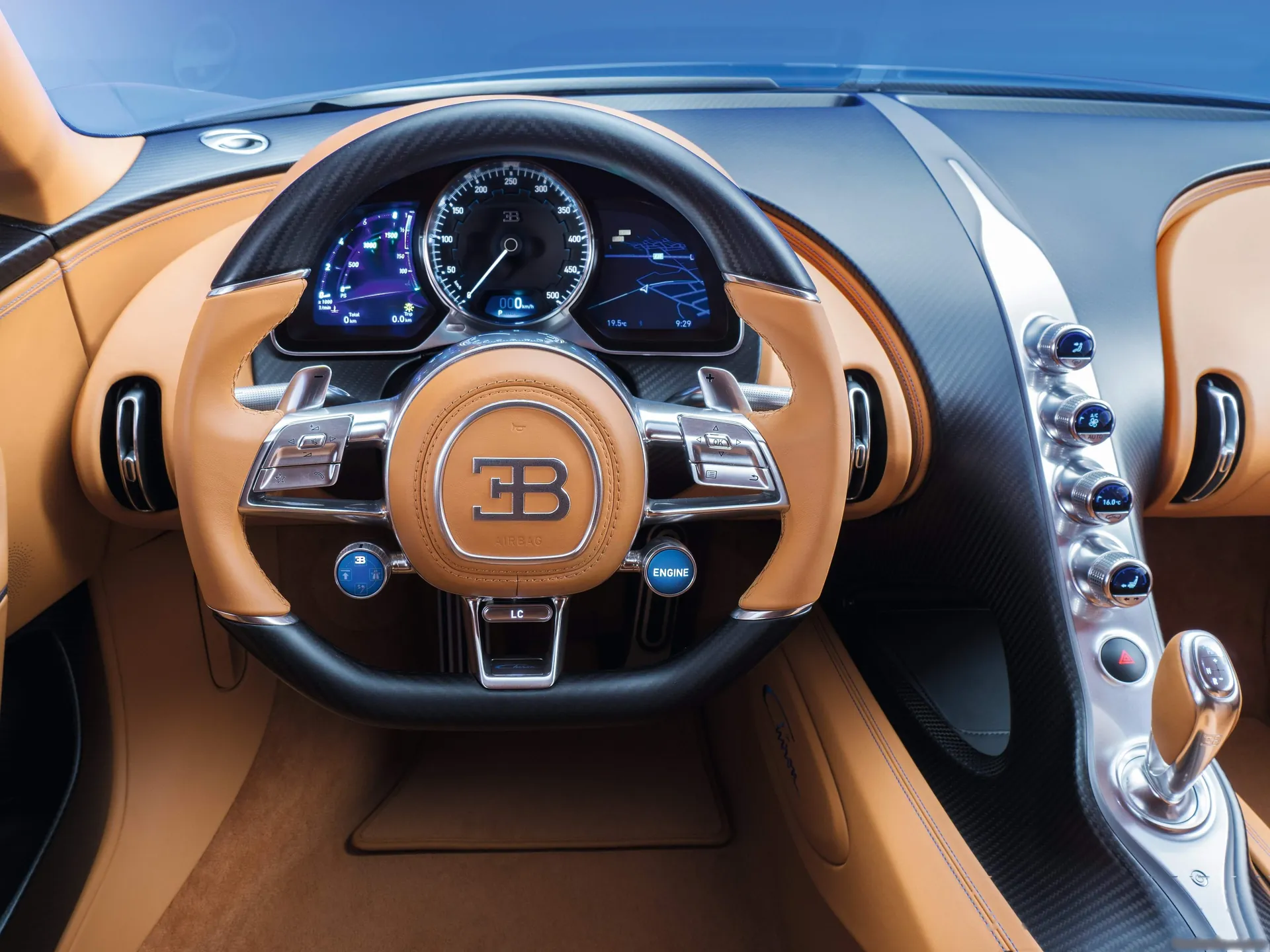 Bugatti Chiron (2017) – interiér