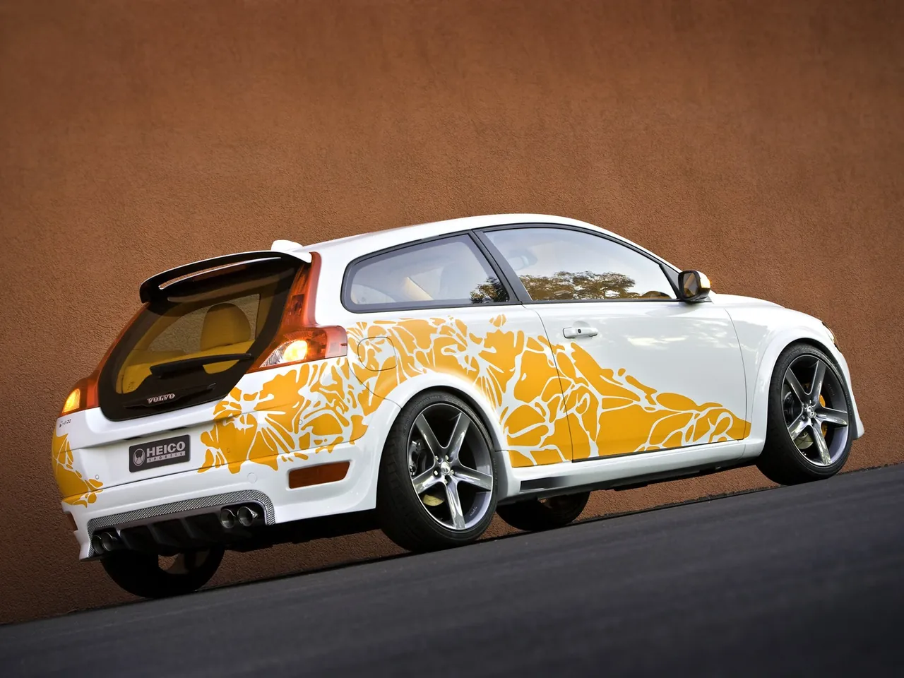 Volvo Heico C30 SEMA Concept (2007) – zadní tříčtvrteční pohled