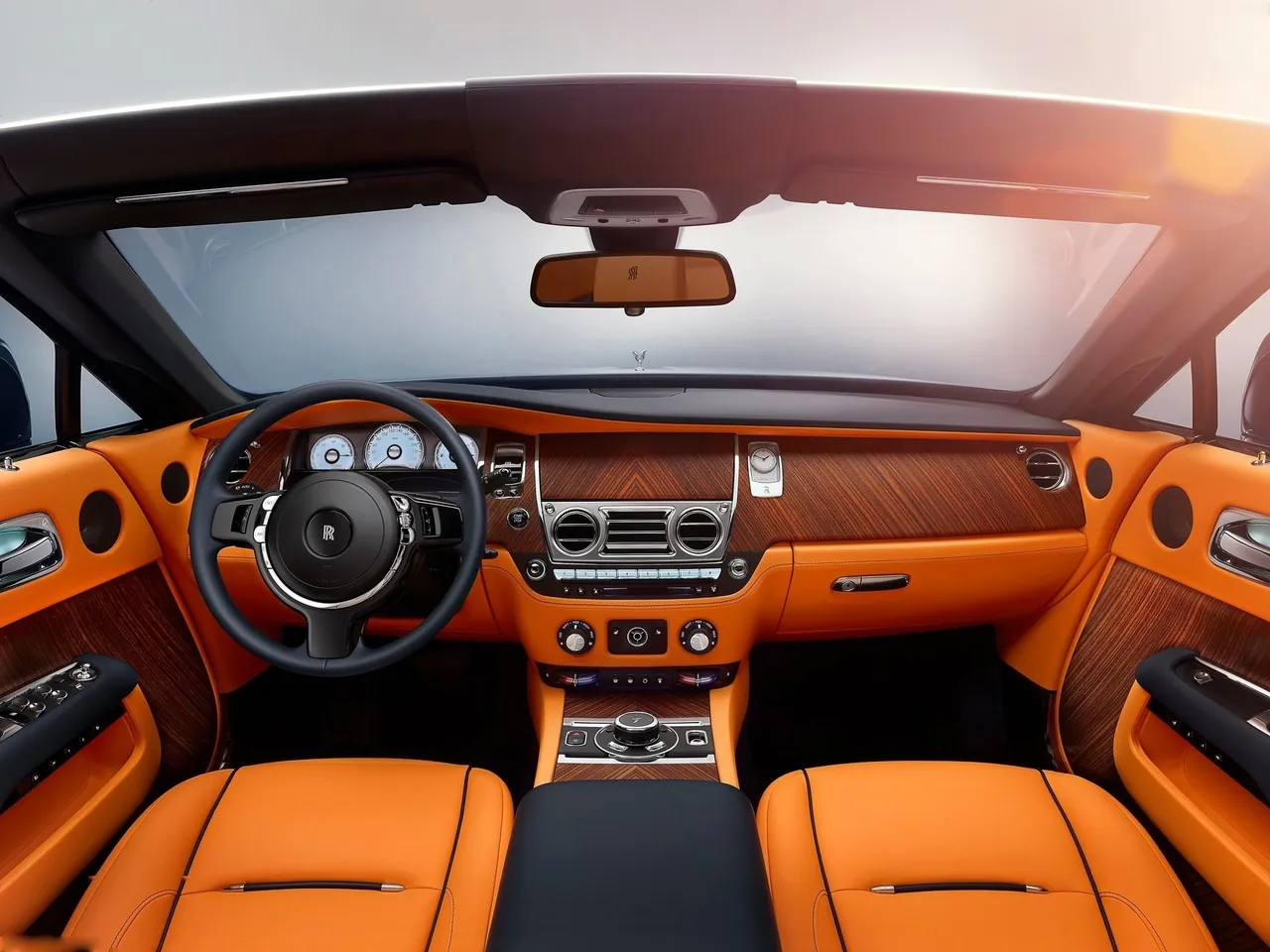 Rolls-Royce Dawn (2017) – interiér