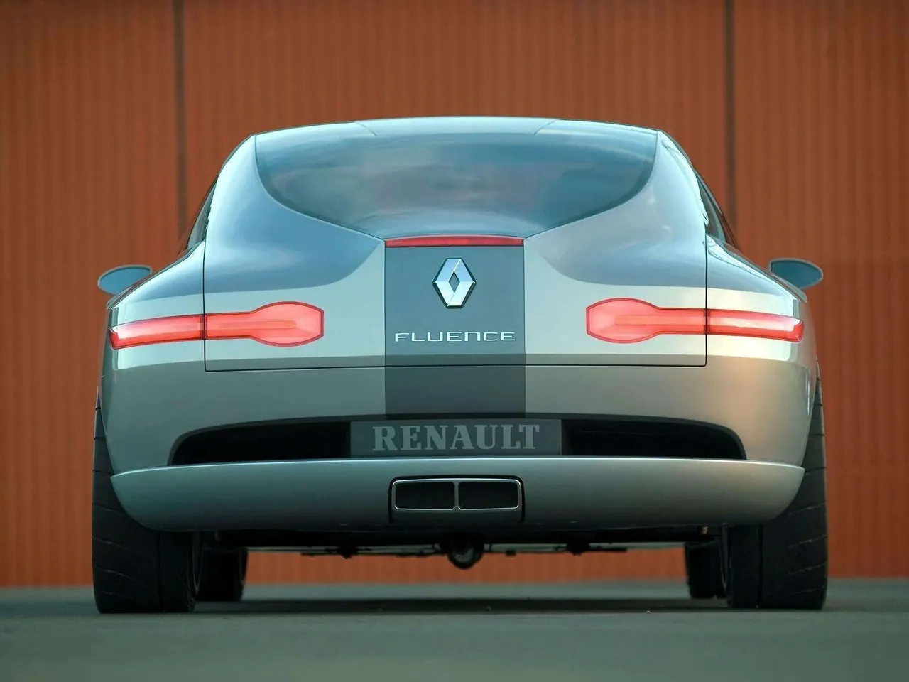 Renault Fluence Concept (2004) – zezadu