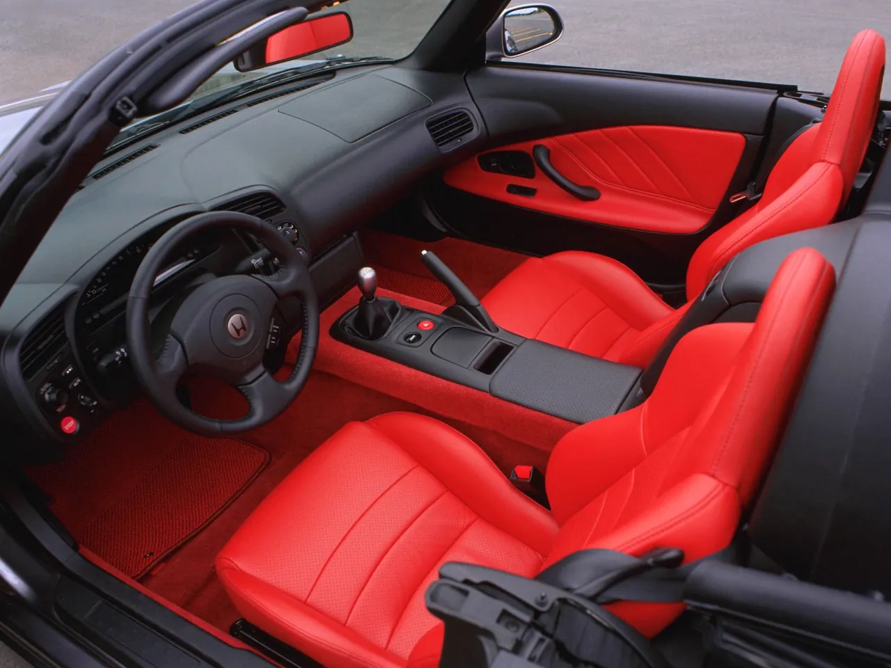 Honda S2000 (2000) – interiér