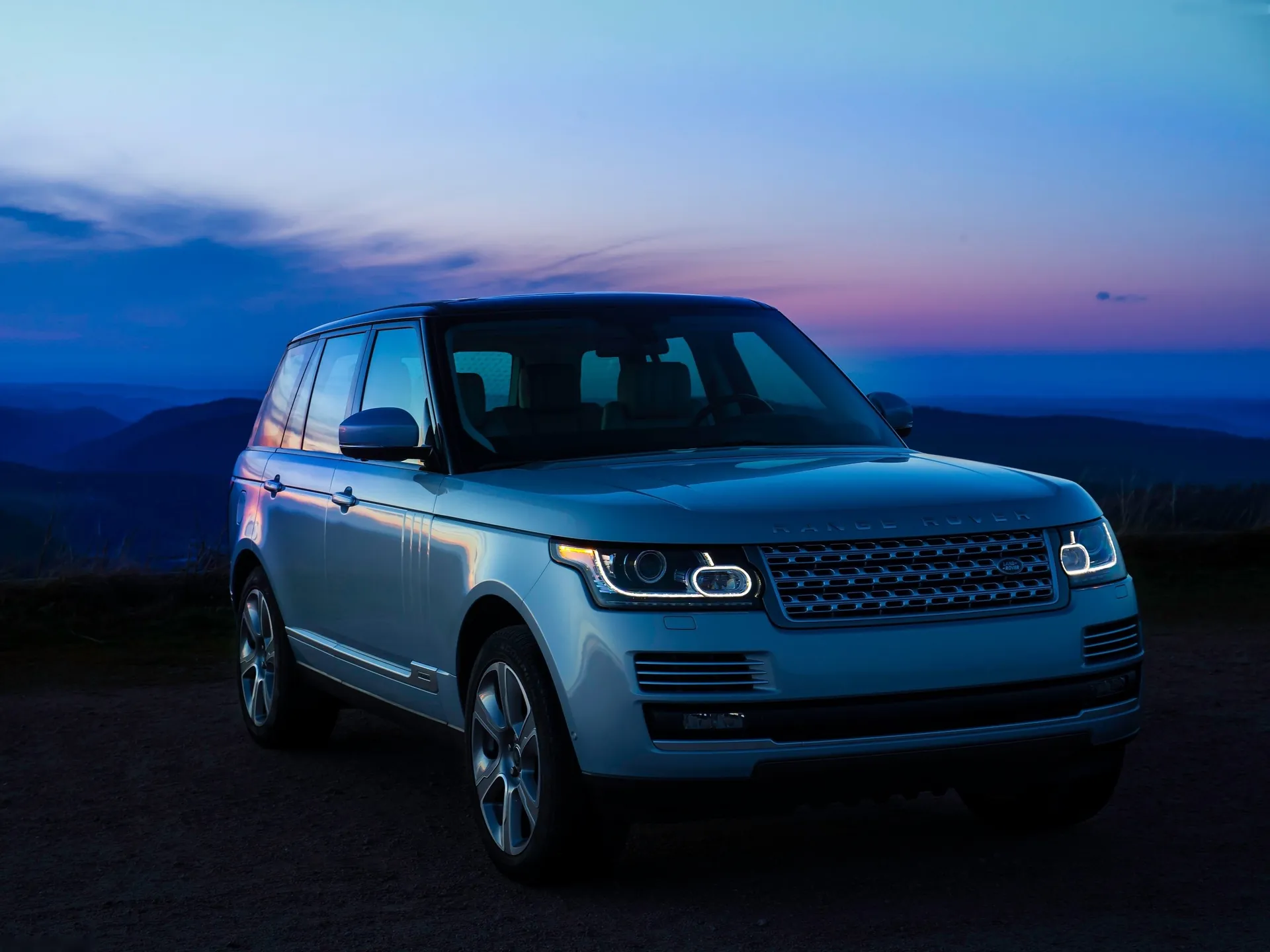 Land Rover Range Rover Hybrid (2015)