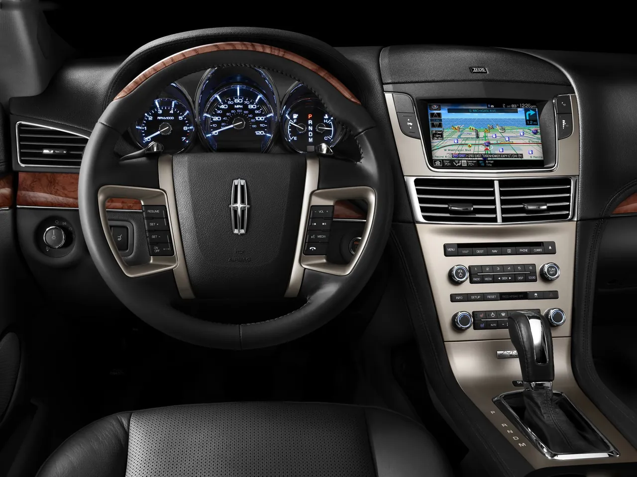 Lincoln MKT (2010) – interiér
