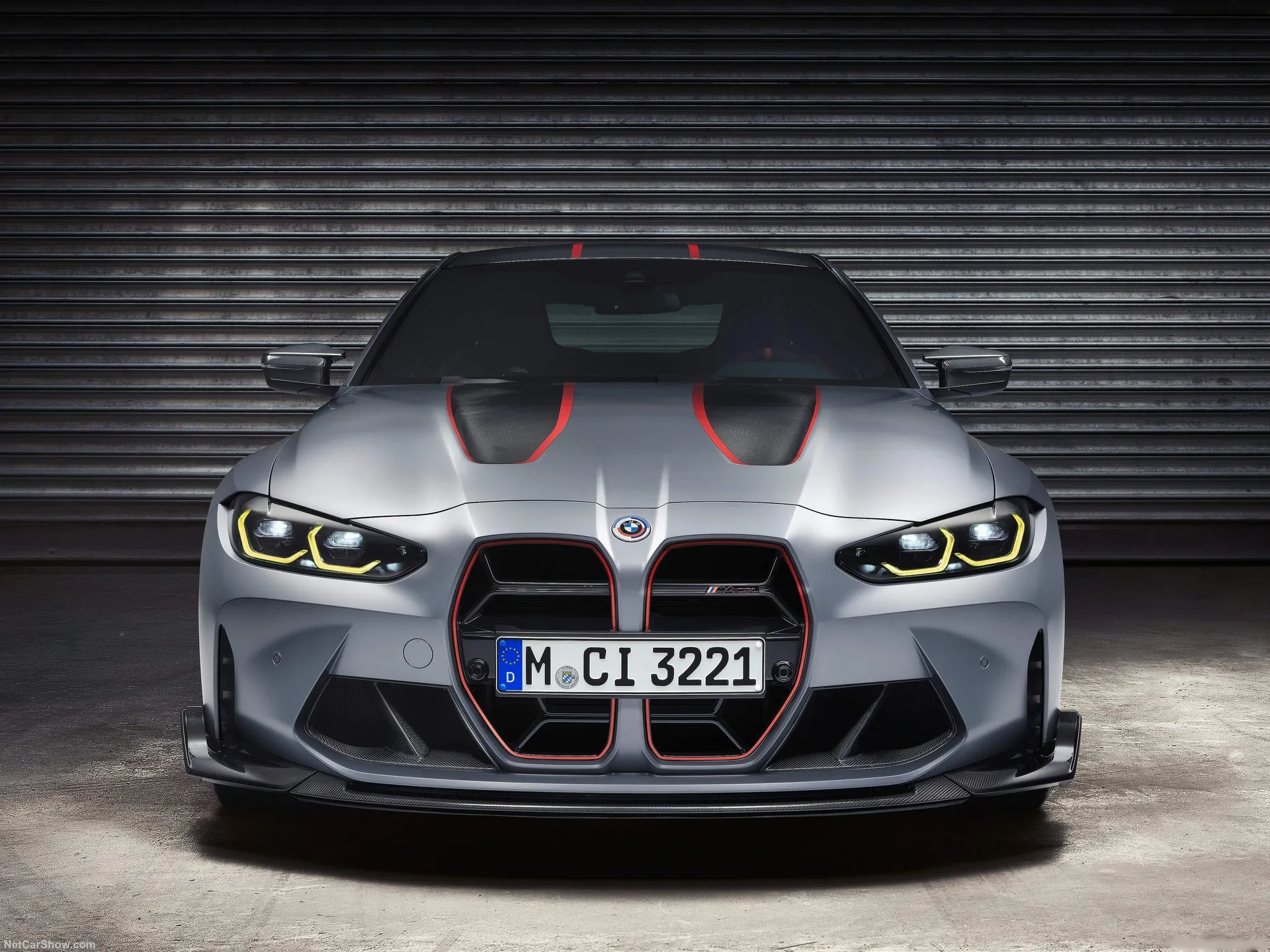 BMW M4 CSL (2023) – zepředu