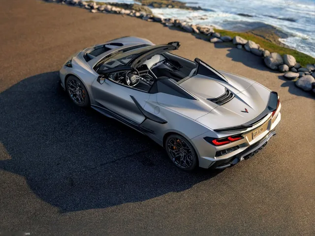 Chevrolet Corvette ZR1X Quail Silver Limited Edition (2026)