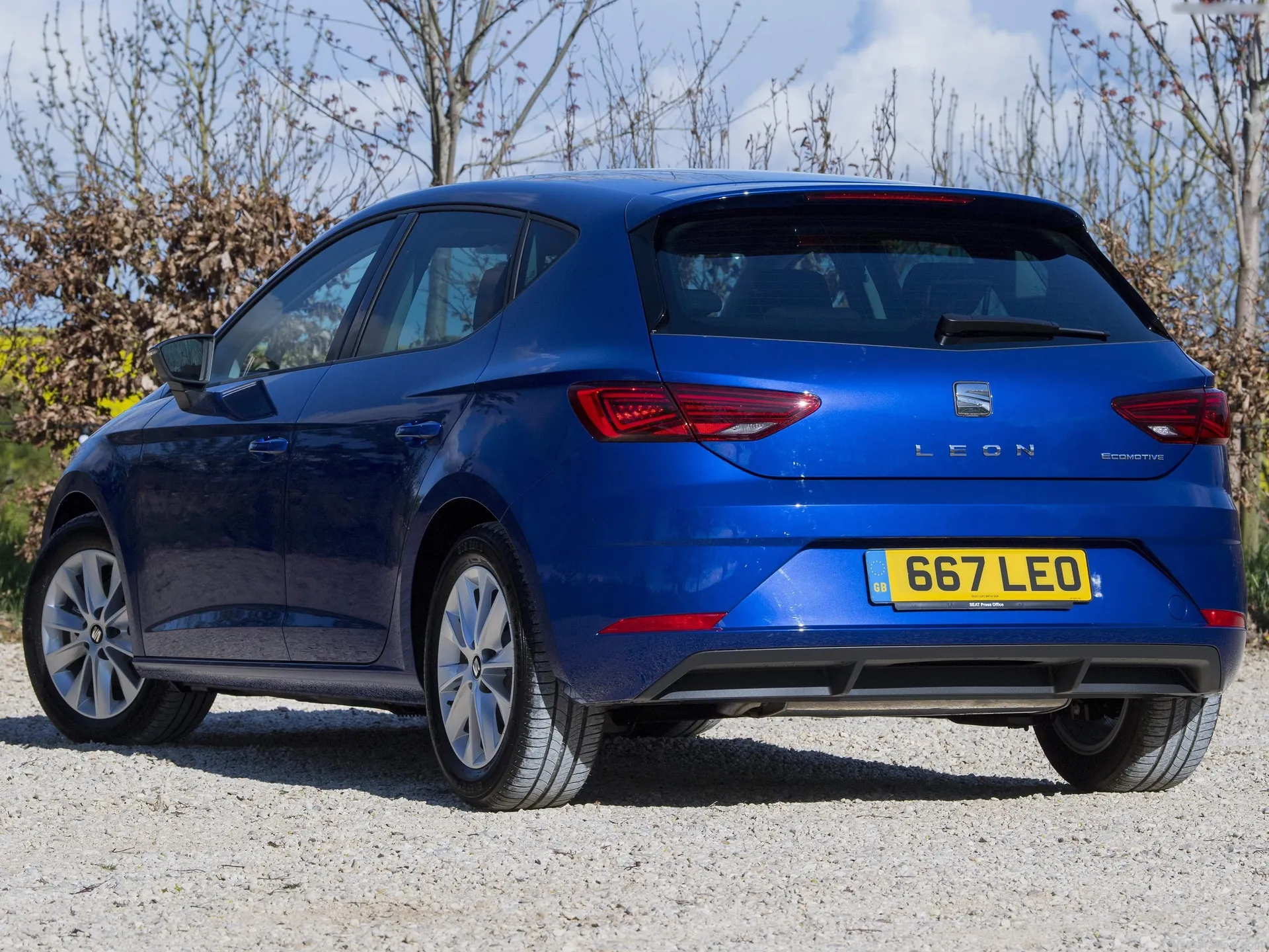 Seat Leon (2017) – zadní tříčtvrteční pohled