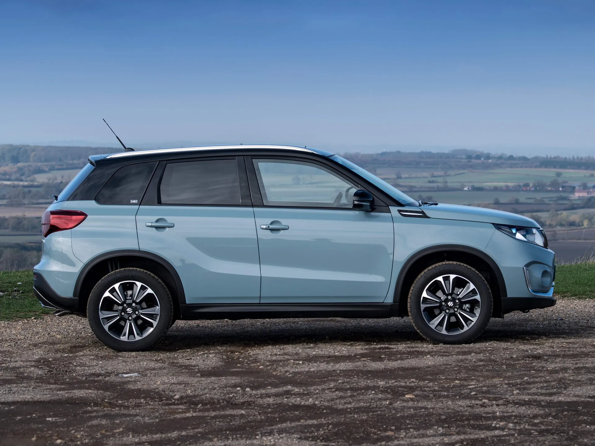 Suzuki Vitara (2019) – boční profil