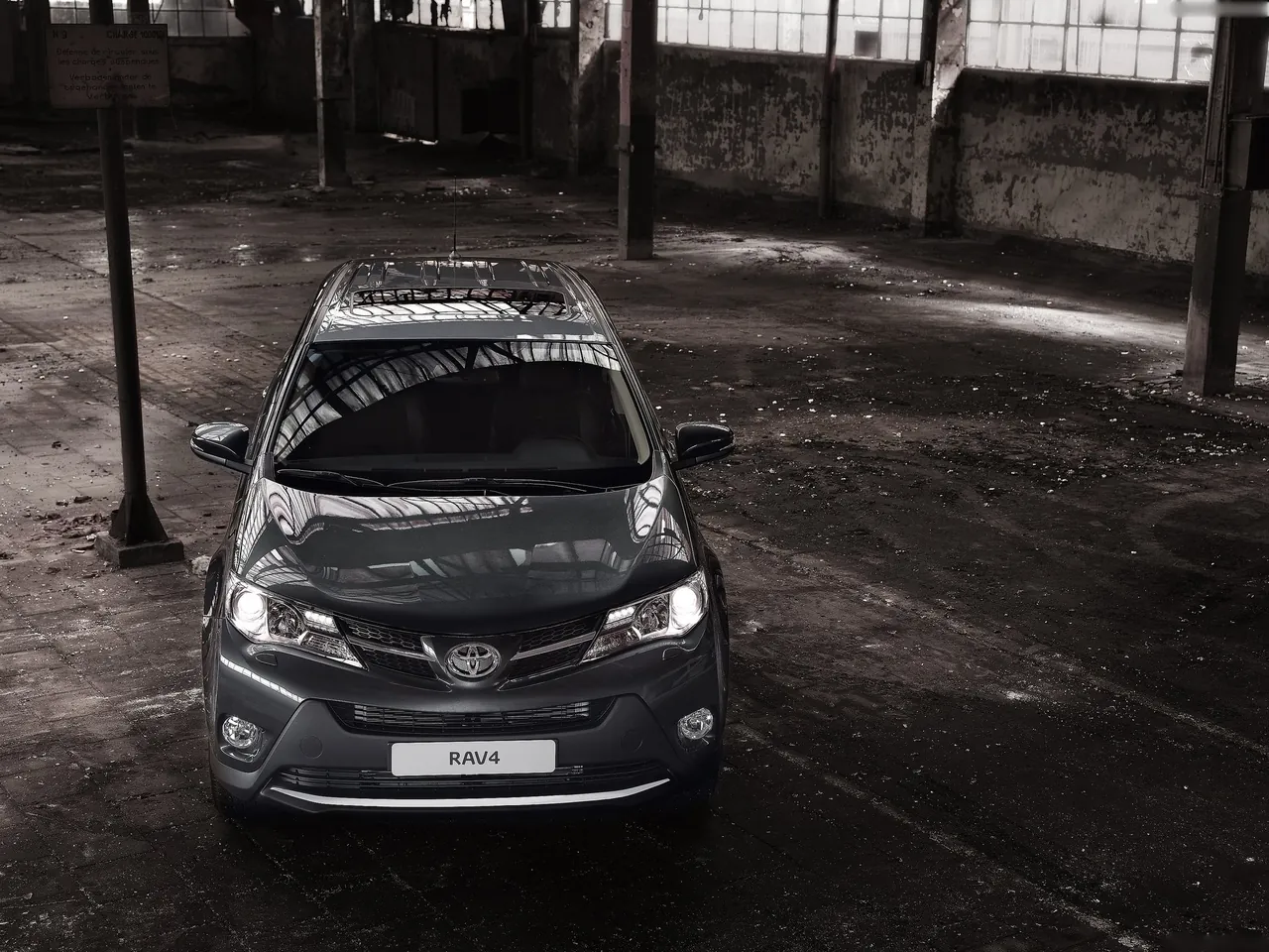 Toyota RAV4 [EU] (2013) – zepředu