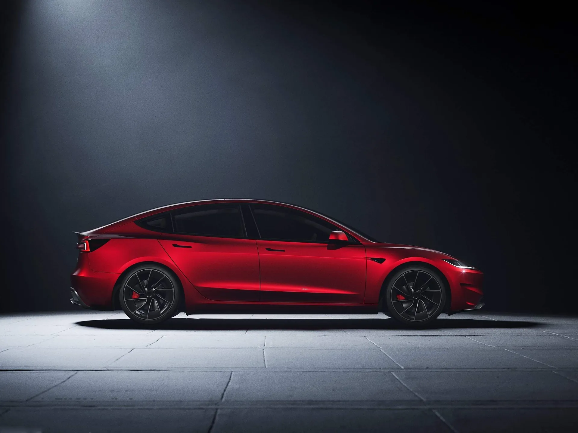 Tesla Model 3 Performance (2025) – boční profil