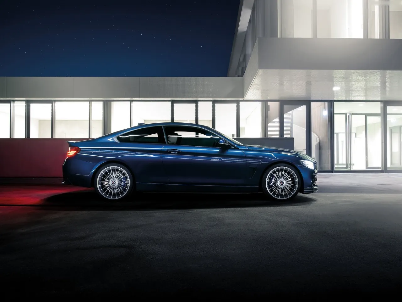 Alpina BMW B4 Bi-Turbo Coupe (2014) – boční profil