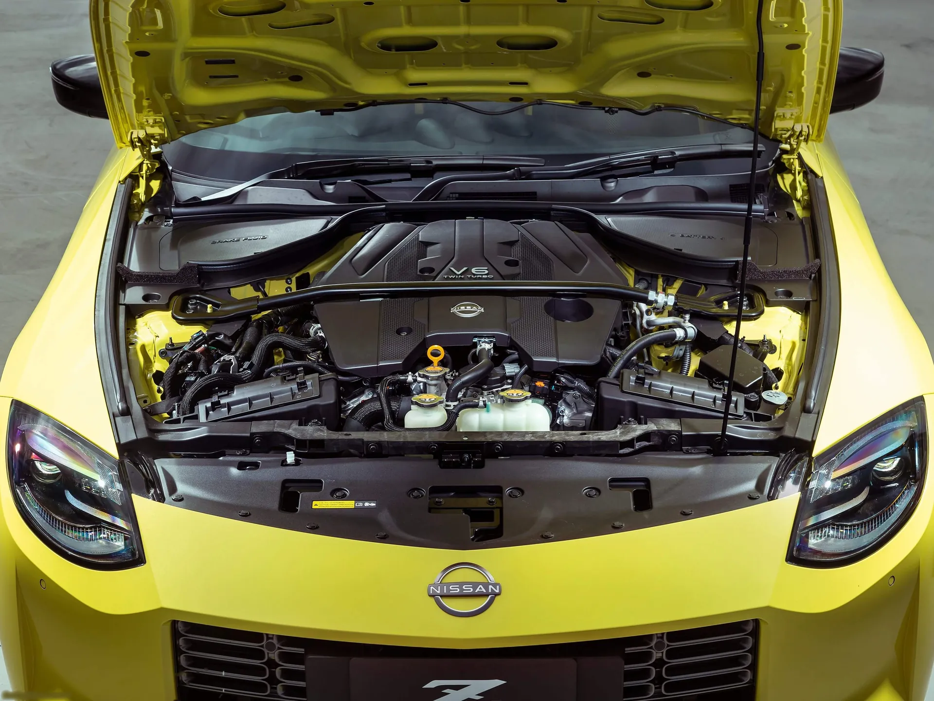 Nissan Z (2023) – motorový prostor
