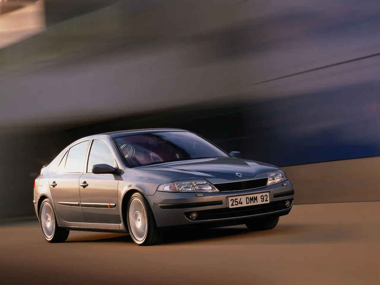 Renault Laguna 2.0 T (2002)