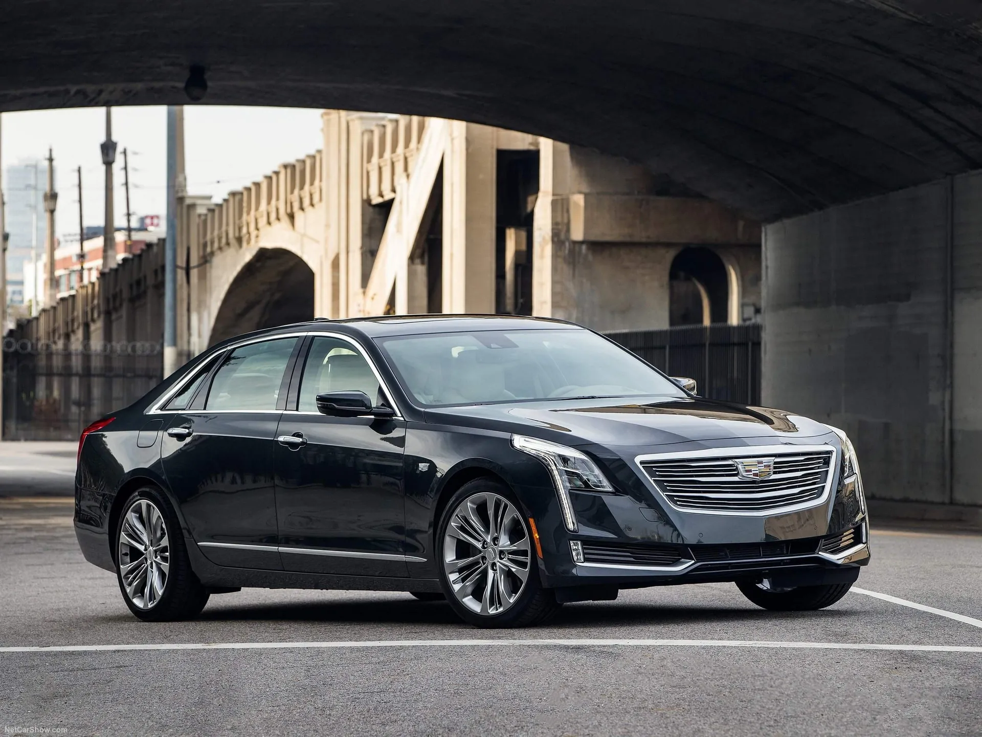 Cadillac CT6 (2016)
