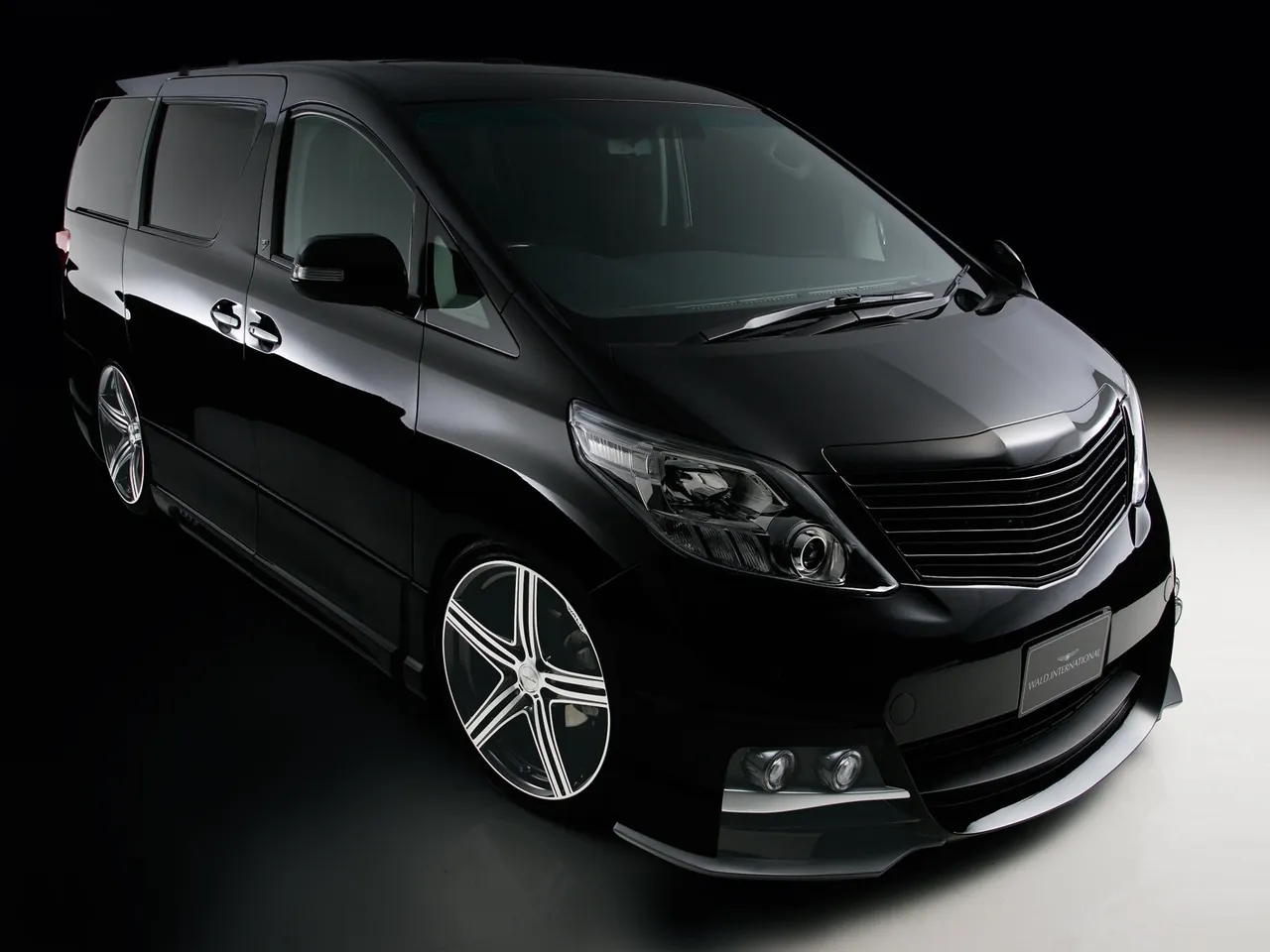 Wald Toyota Alphard (2009)
