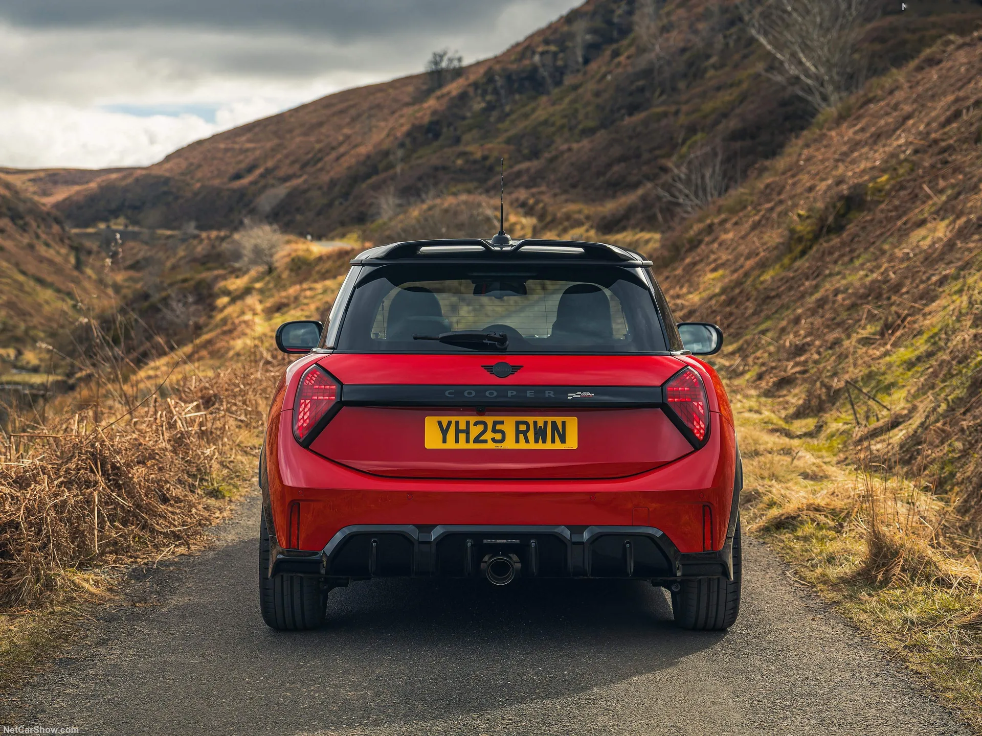 Mini John Cooper Works [UK] (2025) – zezadu