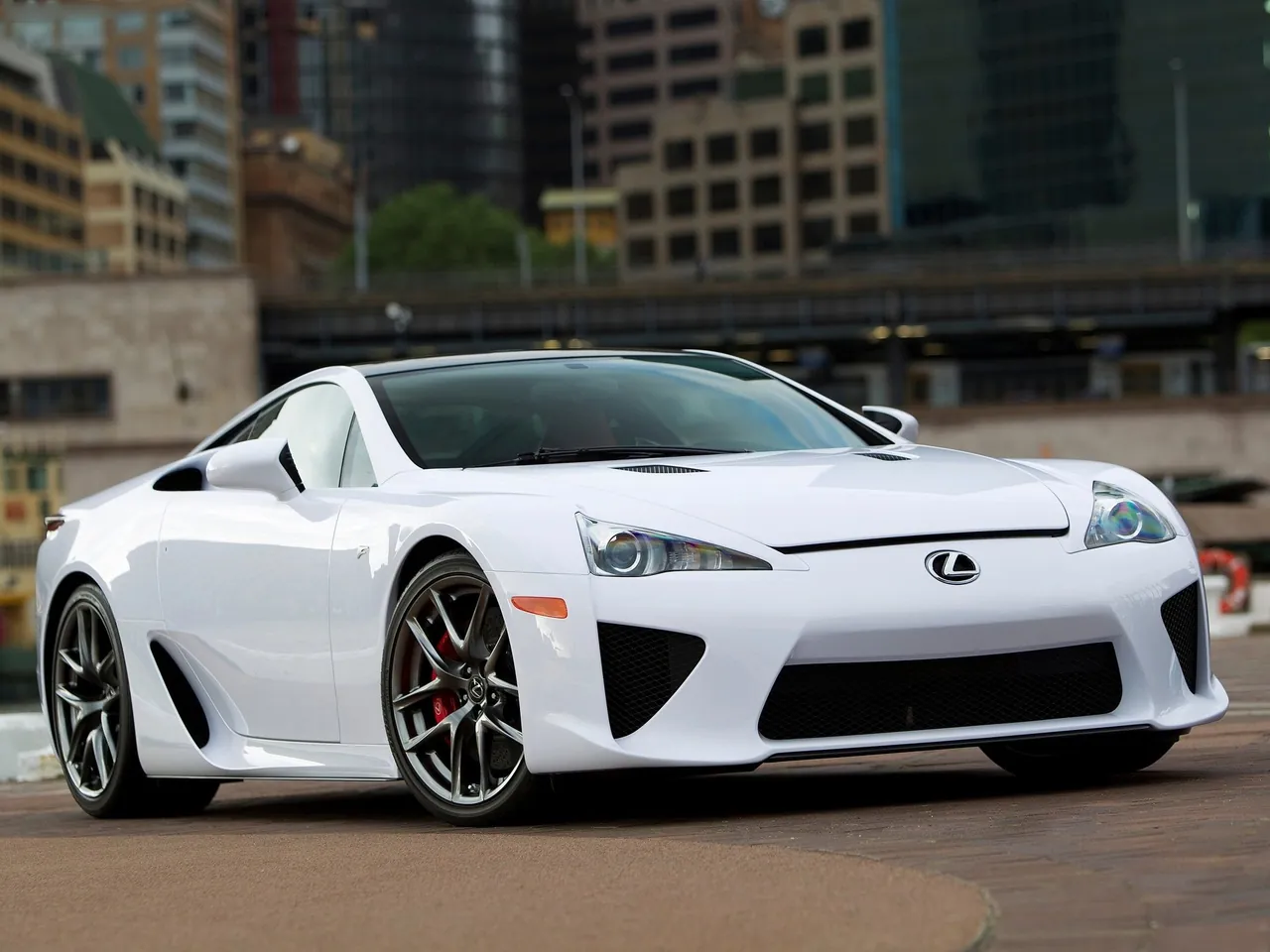 Lexus LFA (2011)