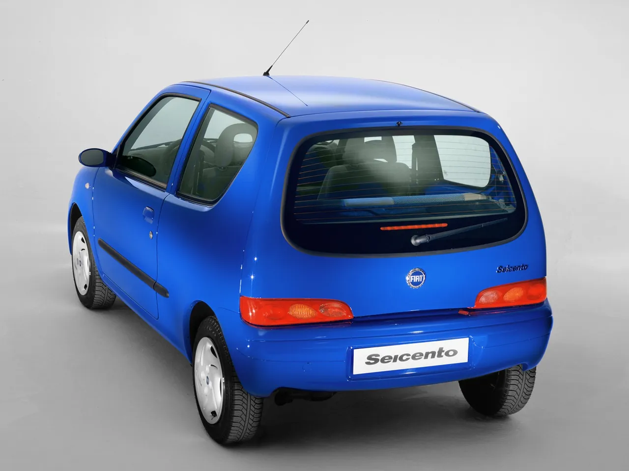 Fiat Seicento (2004) – zadní tříčtvrteční pohled