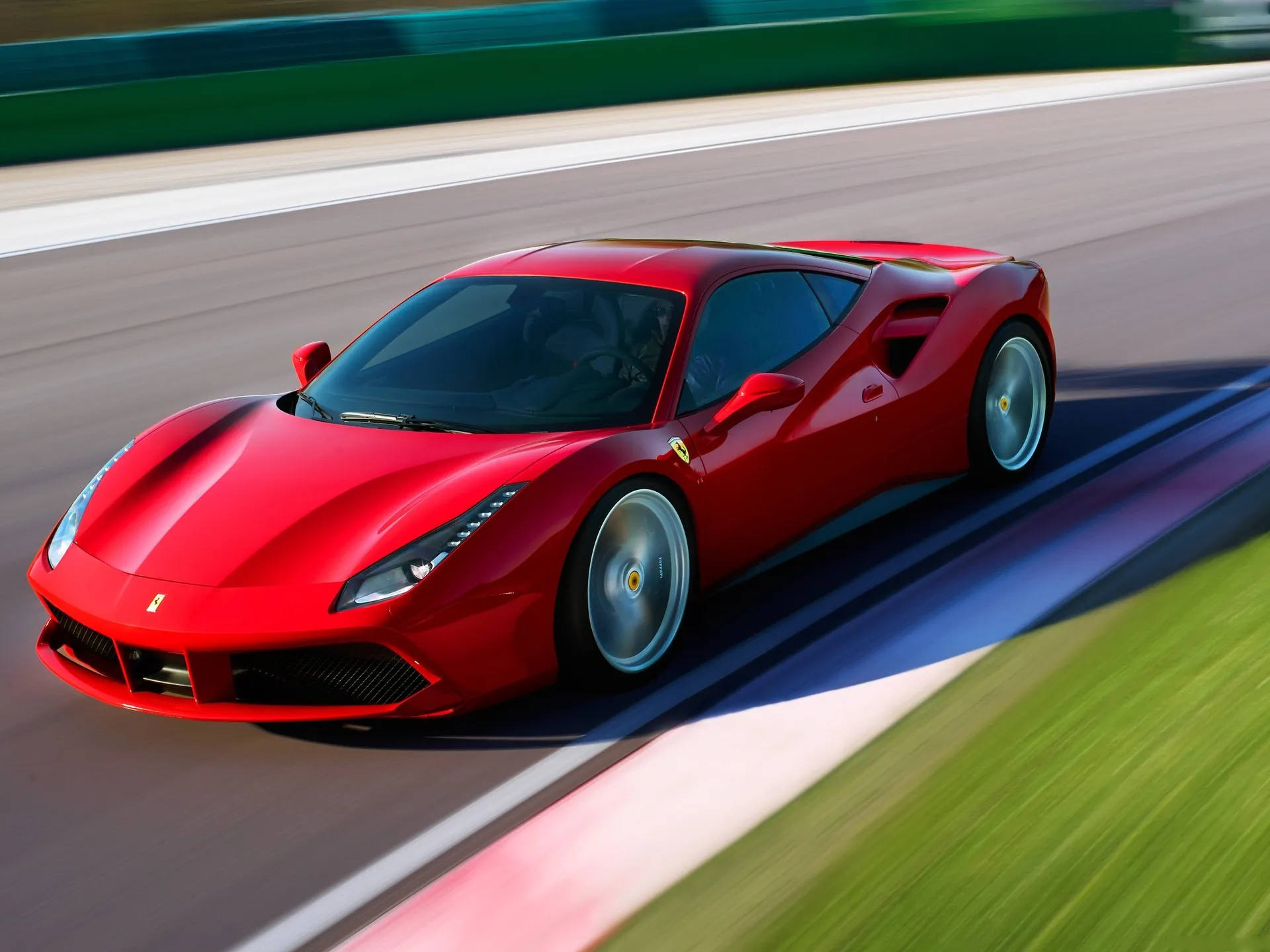 Ferrari 488 GTB (2016)