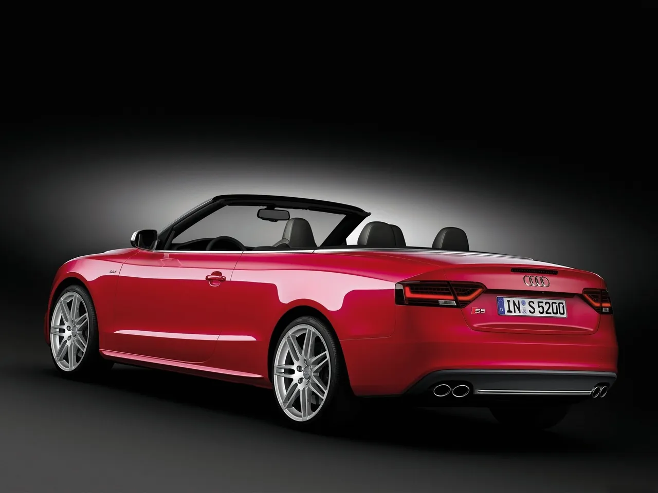 Audi S5 Cabriolet (2012) – zadní tříčtvrteční pohled
