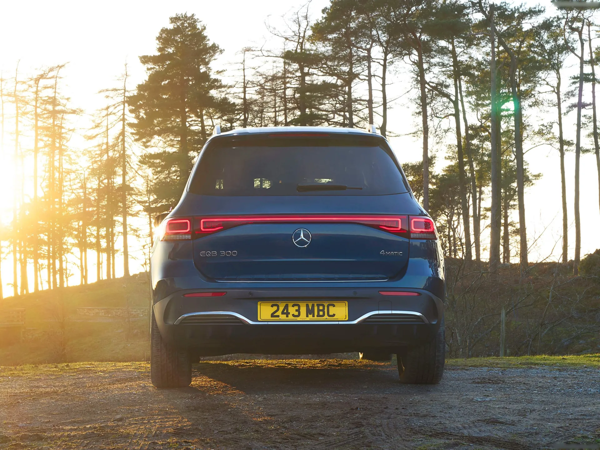 Mercedes-Benz EQB [UK] (2022) - Rear