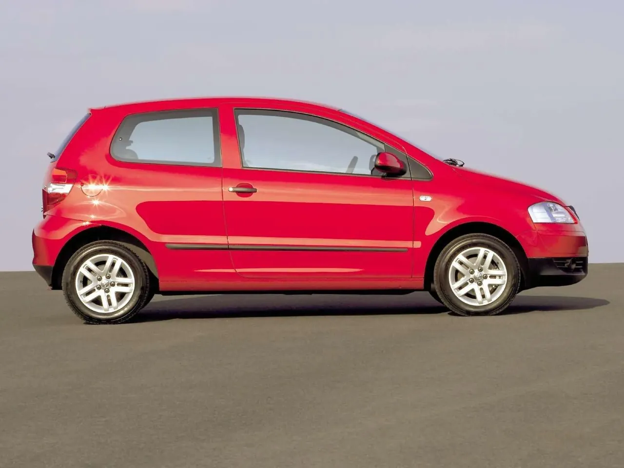 Volkswagen Fox 1.2 (2005) - Side Profile