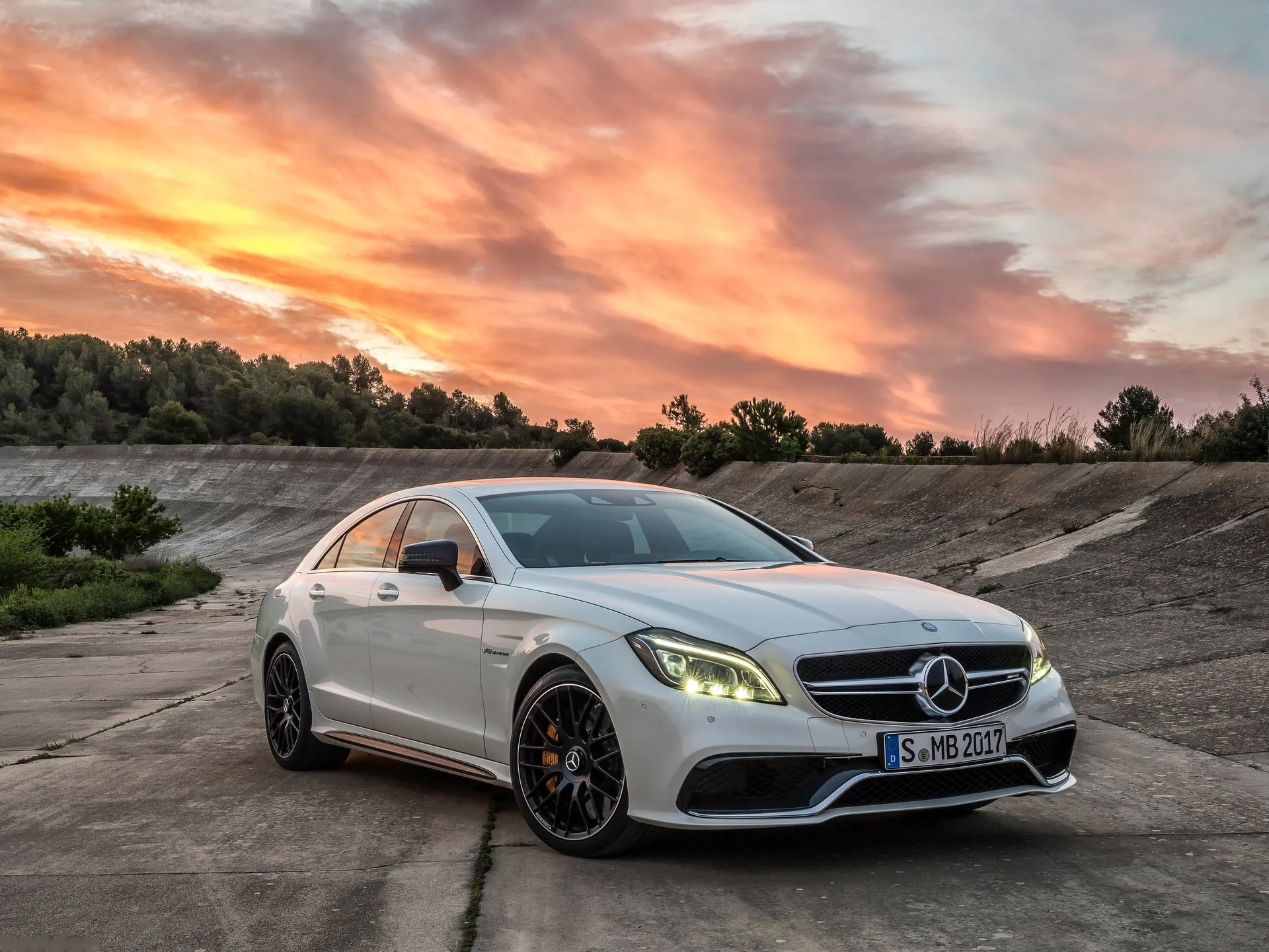 Mercedes-Benz CLS63 AMG (2015)