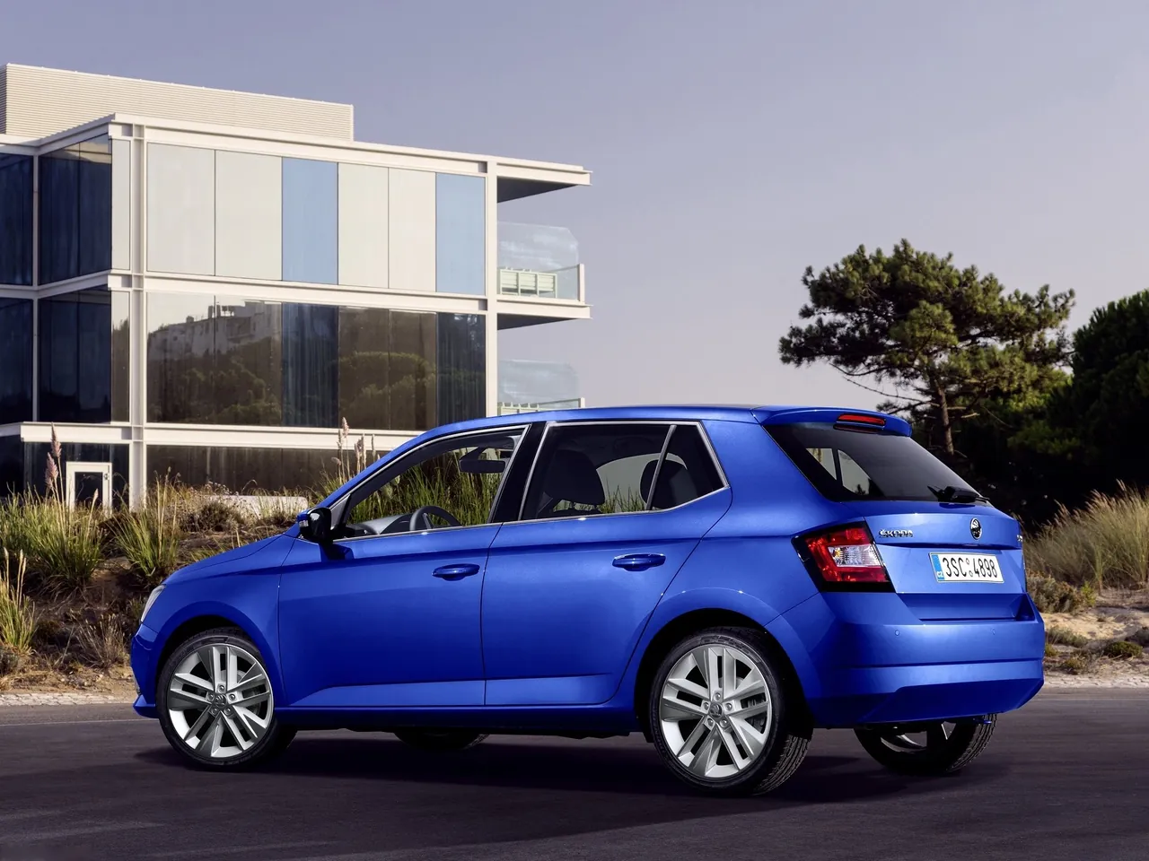 Skoda Fabia (2015) – zadní tříčtvrteční pohled