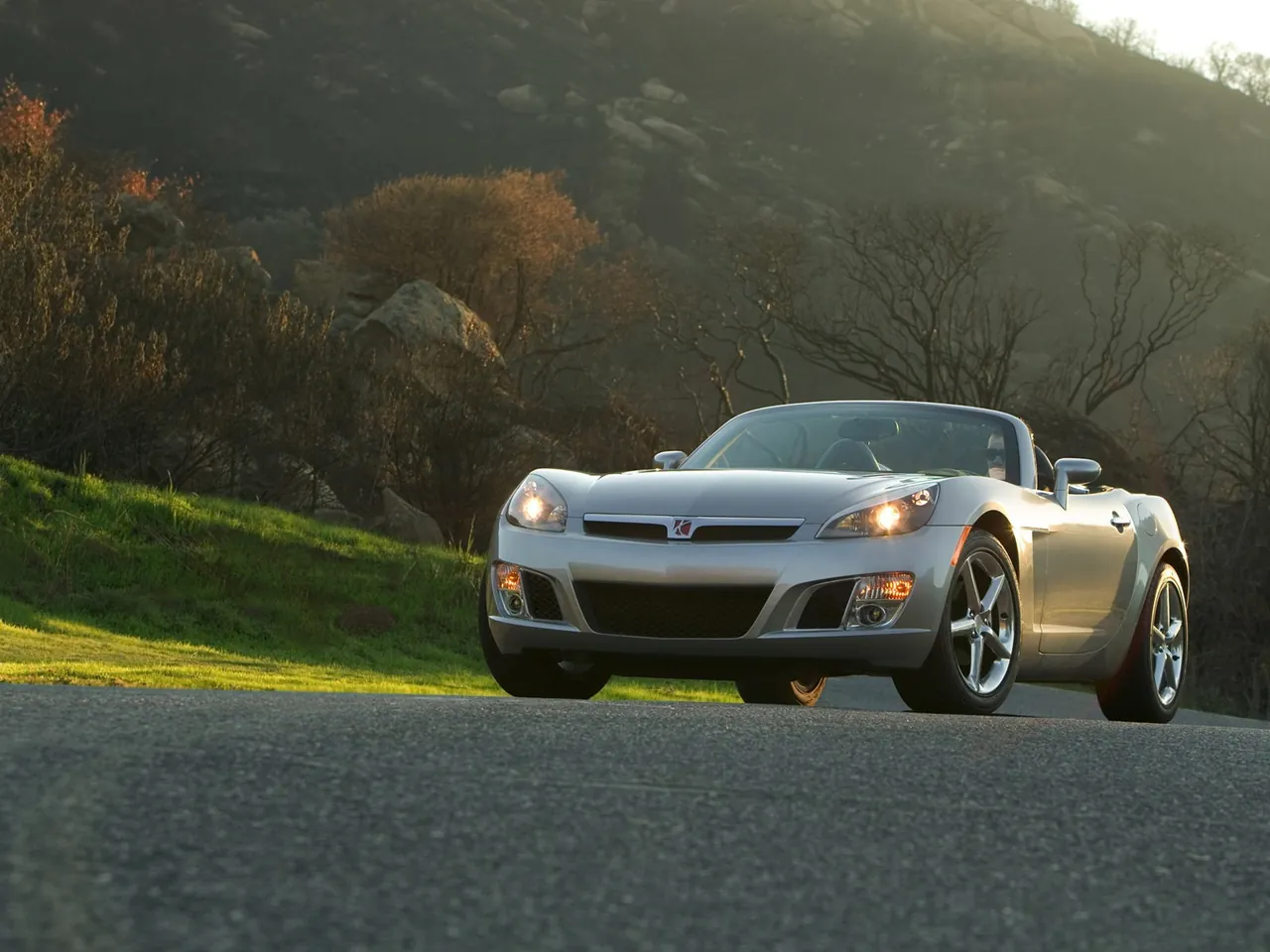 Saturn Sky Red Line (2007)