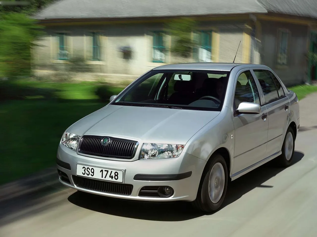 Skoda Fabia Sedan (2005)