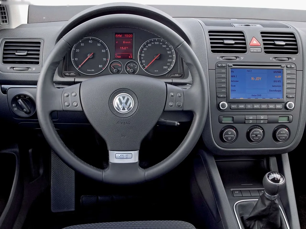 Volkswagen Golf GT (2006) - Interior