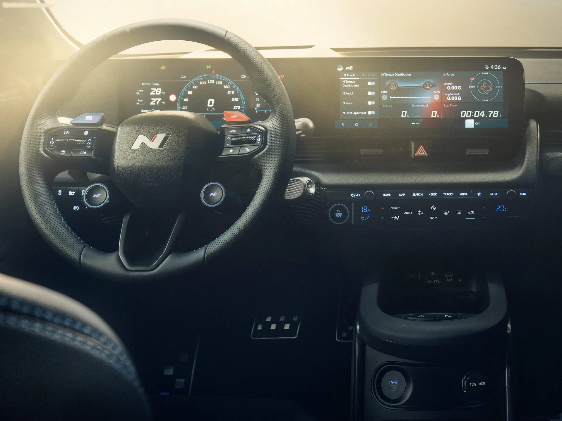 Hyundai Ioniq 5 N (2024) – interiér