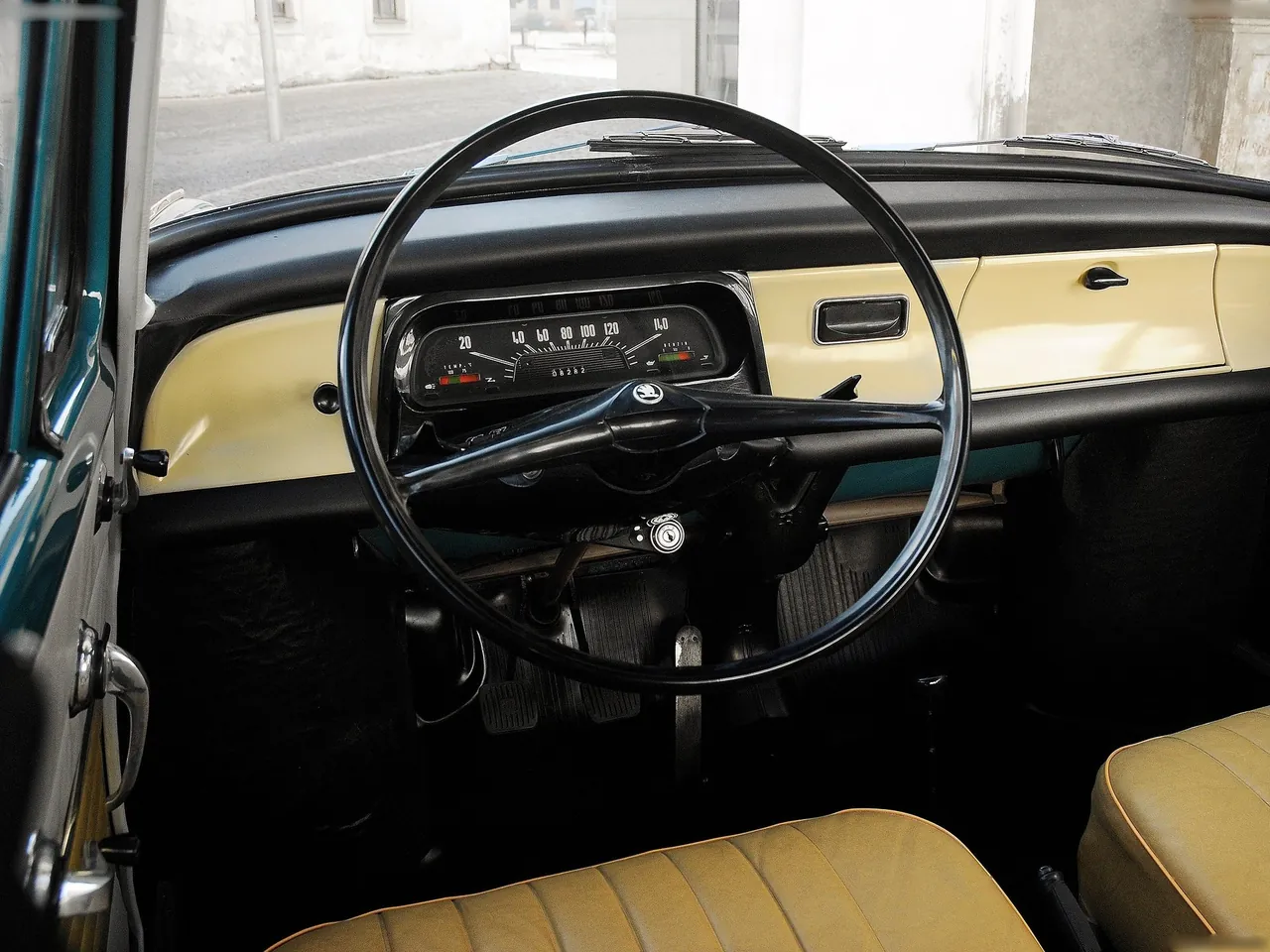 Skoda 1000 MB (1964) - Interior
