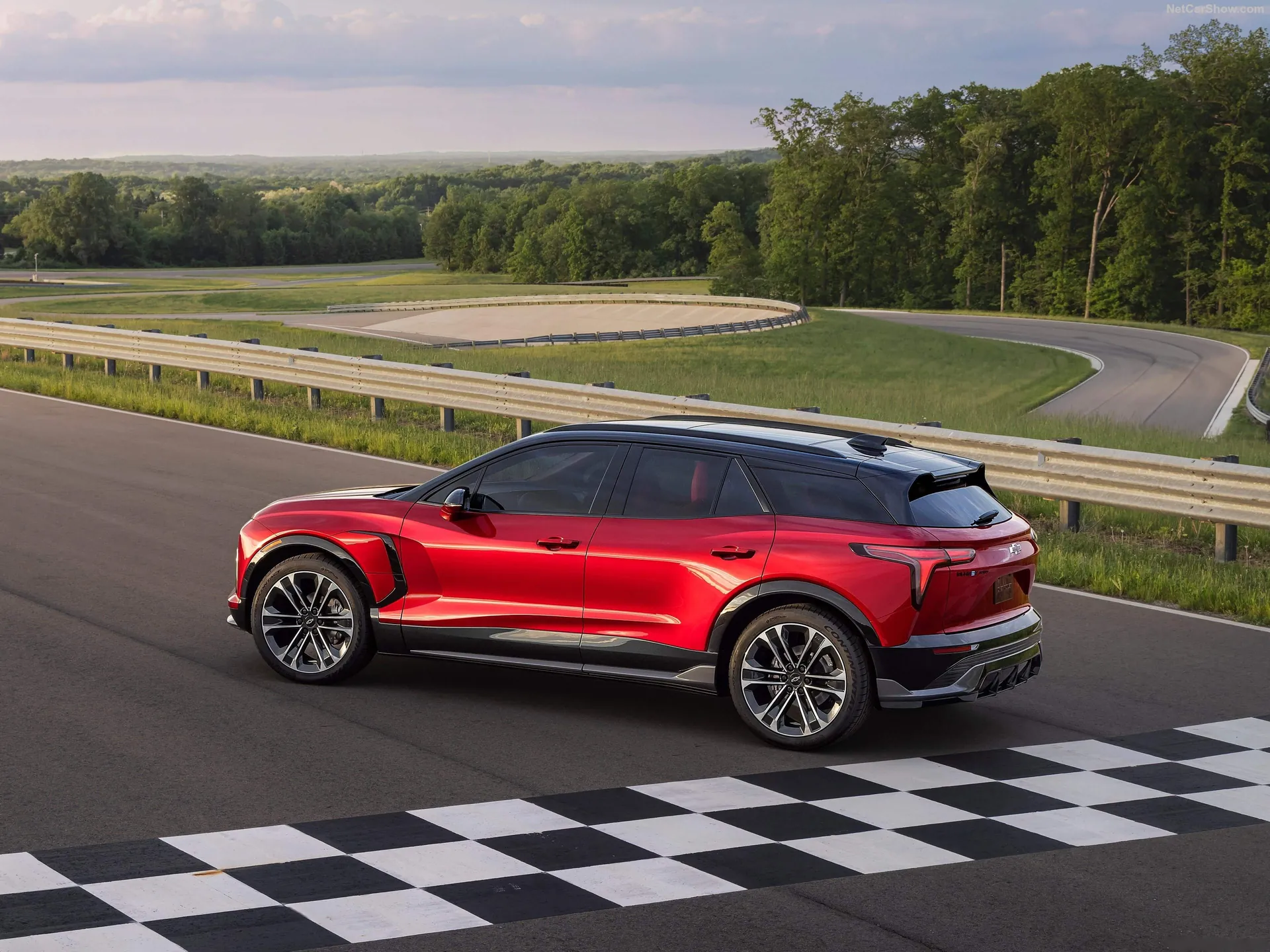 Chevrolet Blazer EV (2024) – zadní tříčtvrteční pohled