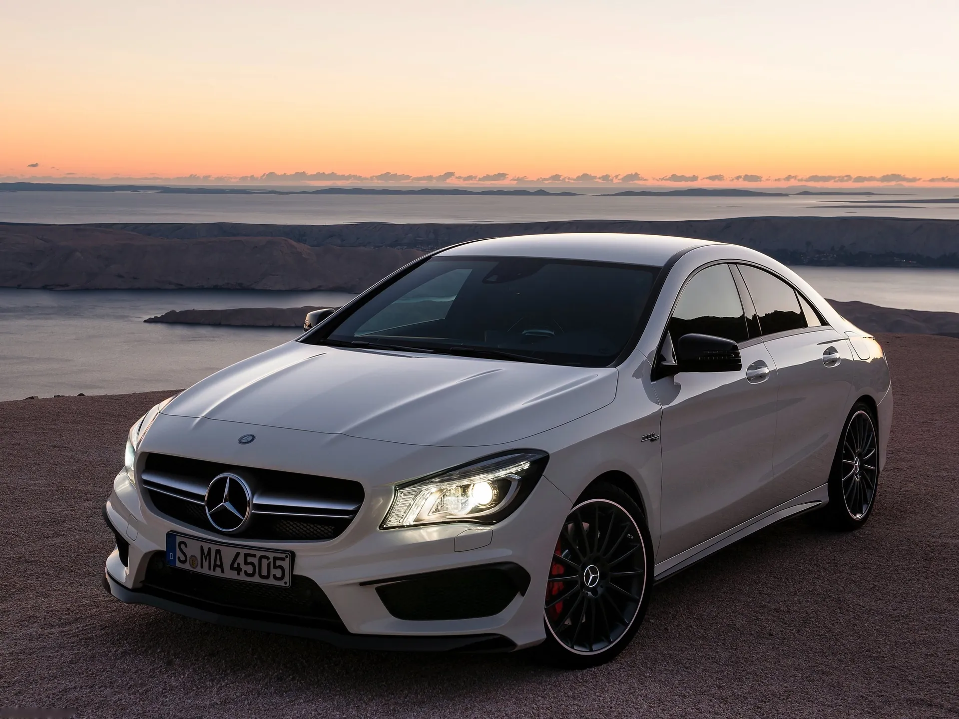 Mercedes-Benz CLA45 AMG (2014)