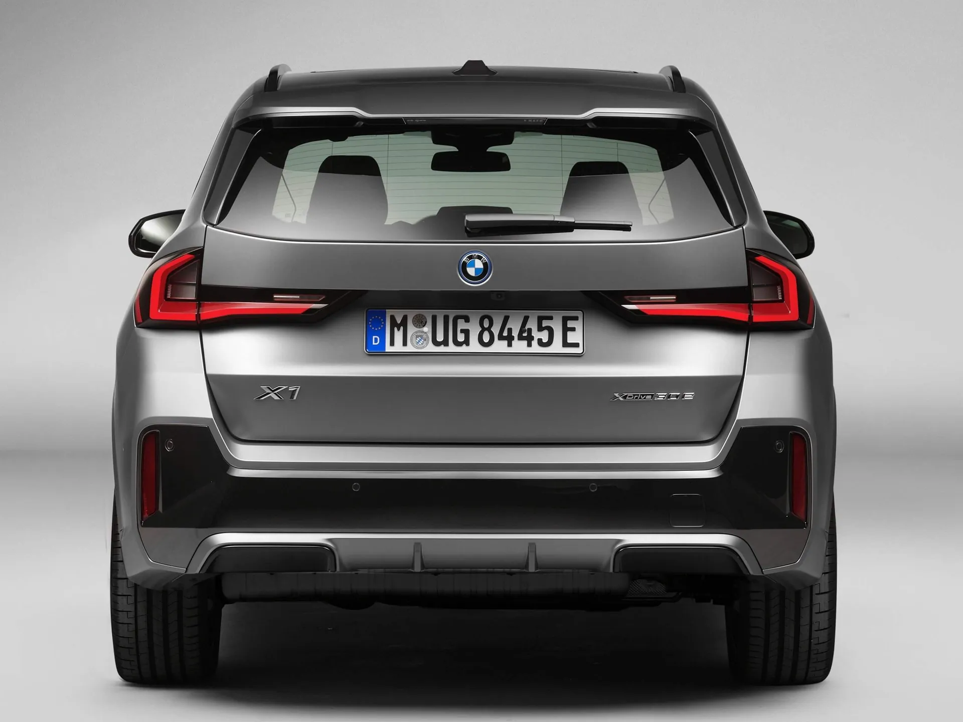 BMW X1 (2023) – zezadu