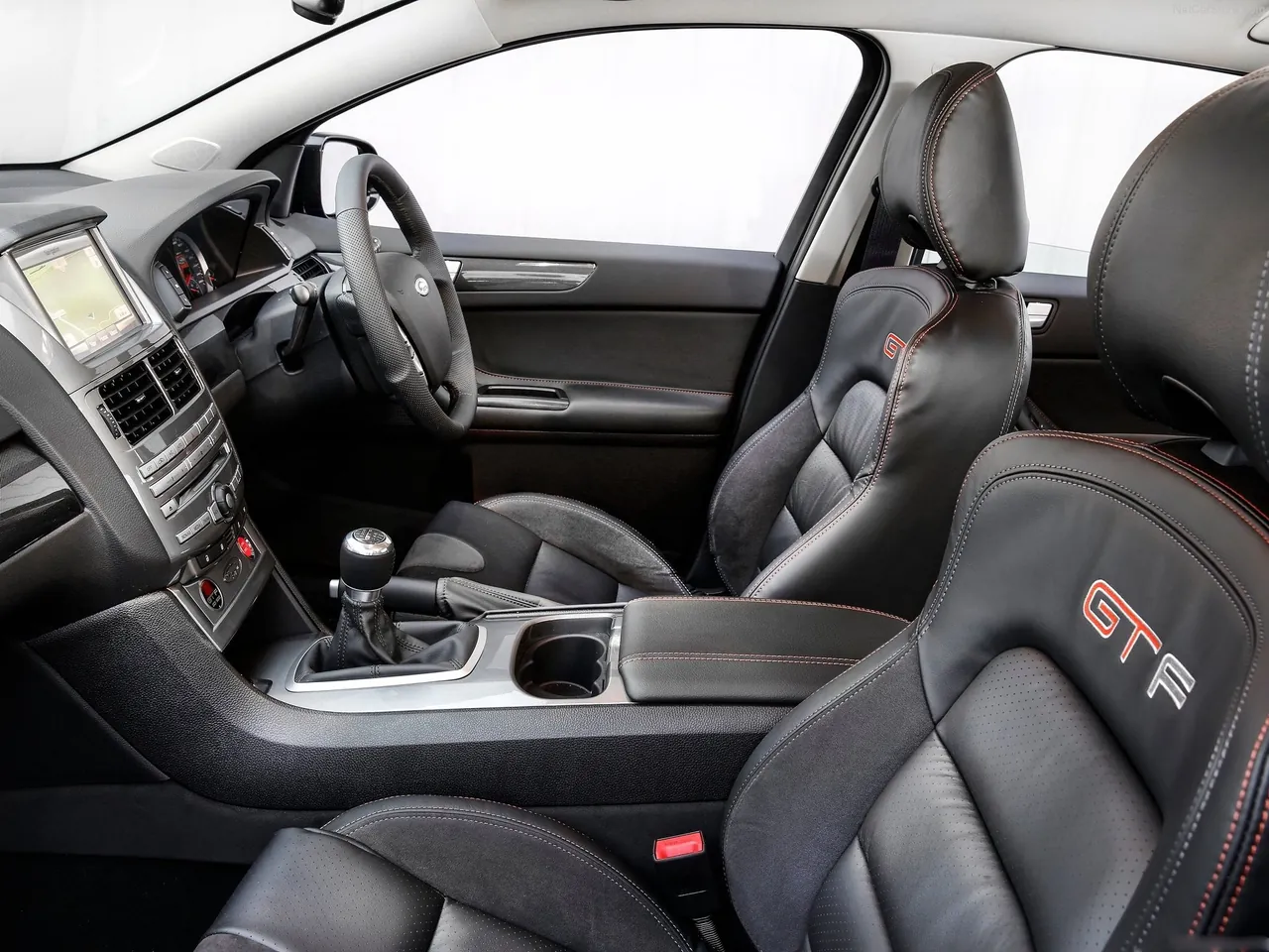 FPV GT F 351 (2014) – interiér