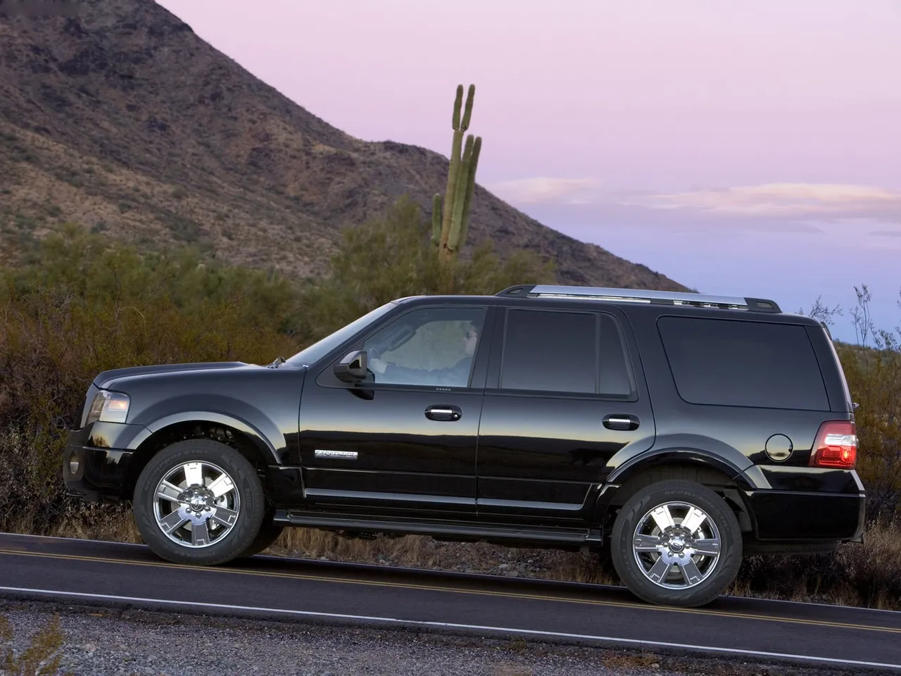 Ford Expedition (2007) – boční profil